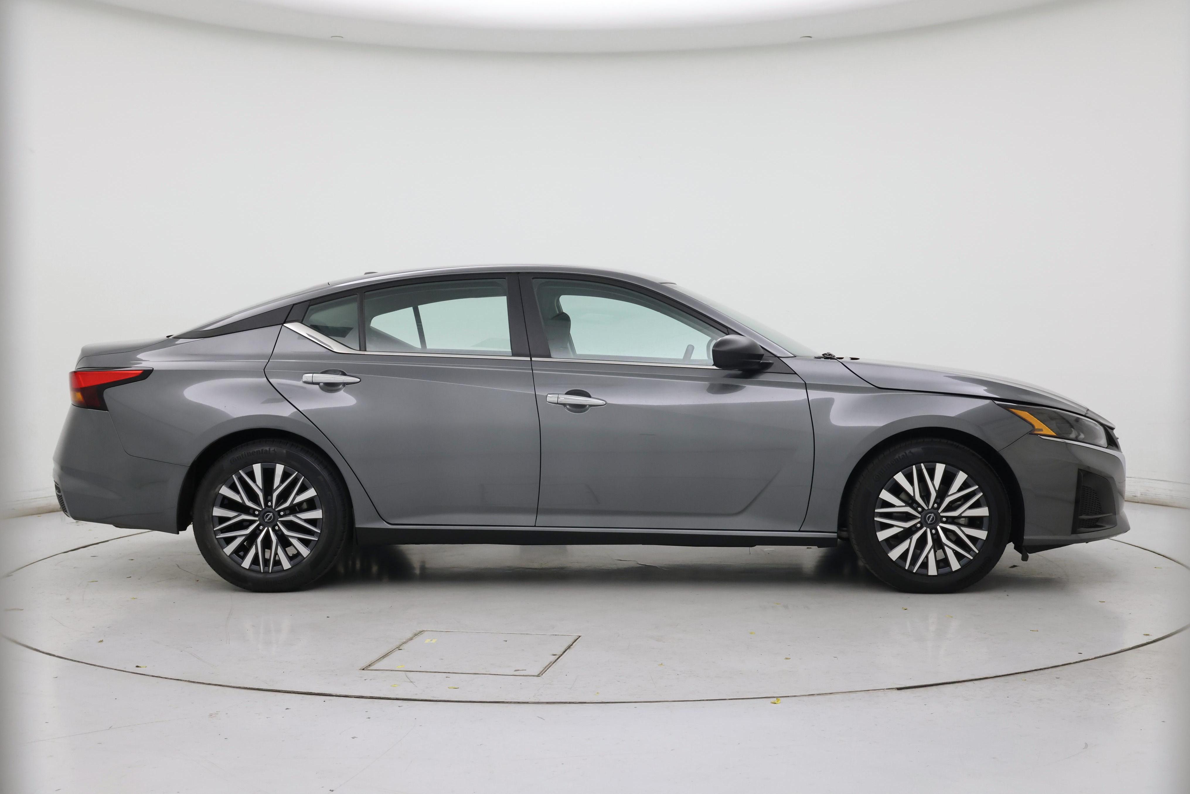 Thumbnail: 2025 Nissan Altima - 7
