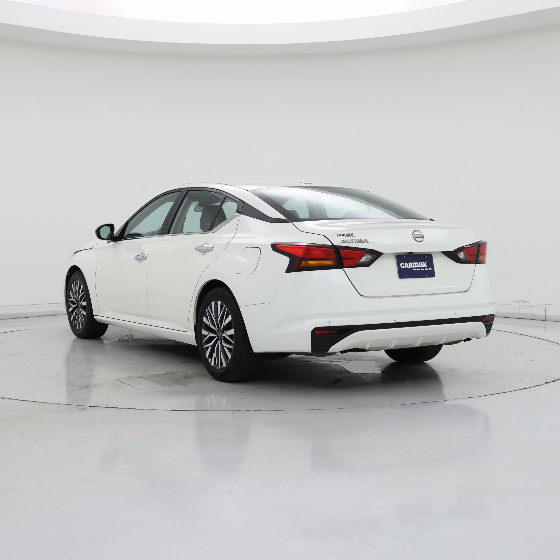 Thumbnail: 2025 Nissan Altima - 2