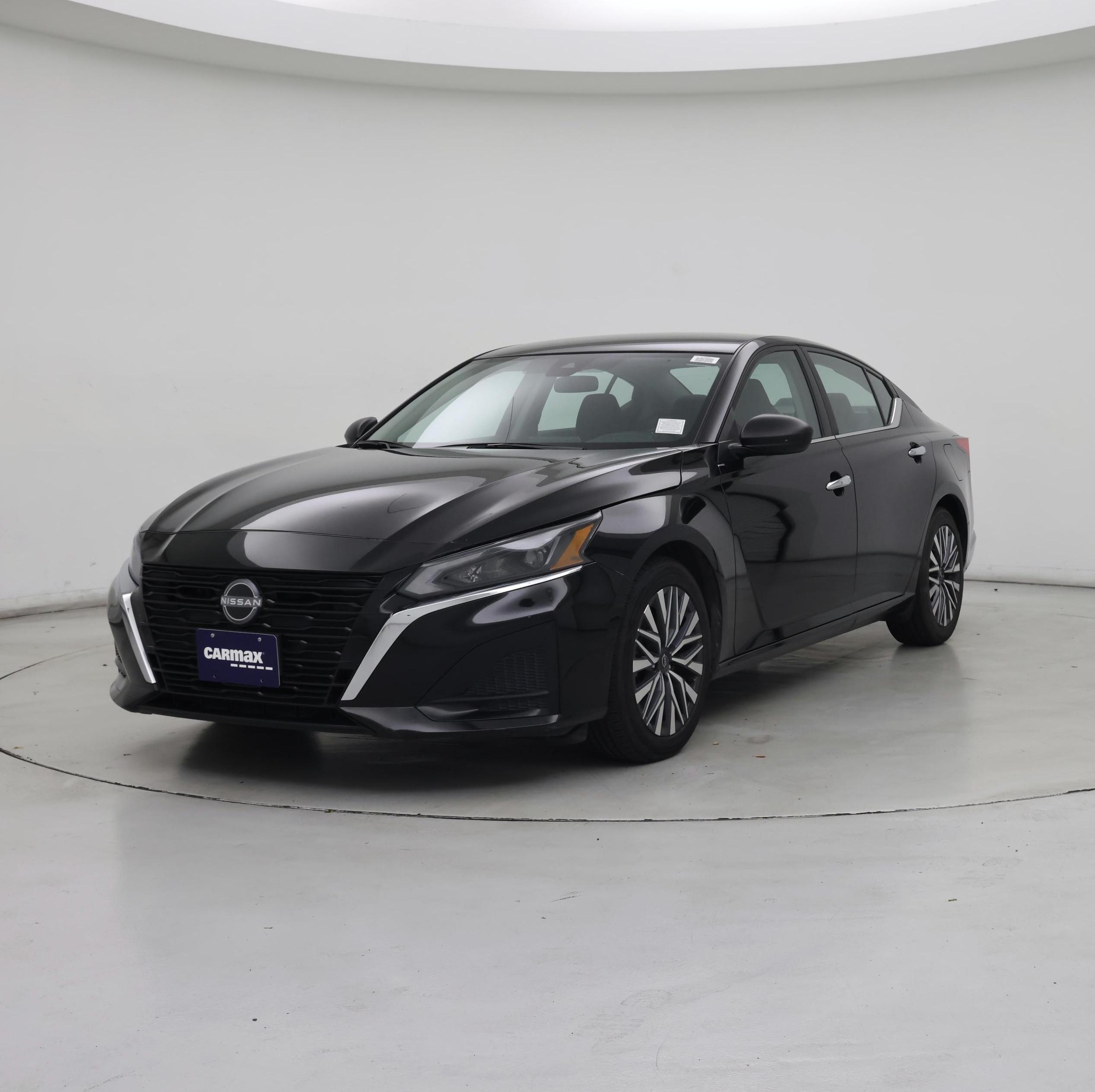 Thumbnail: 2025 Nissan Altima - 4