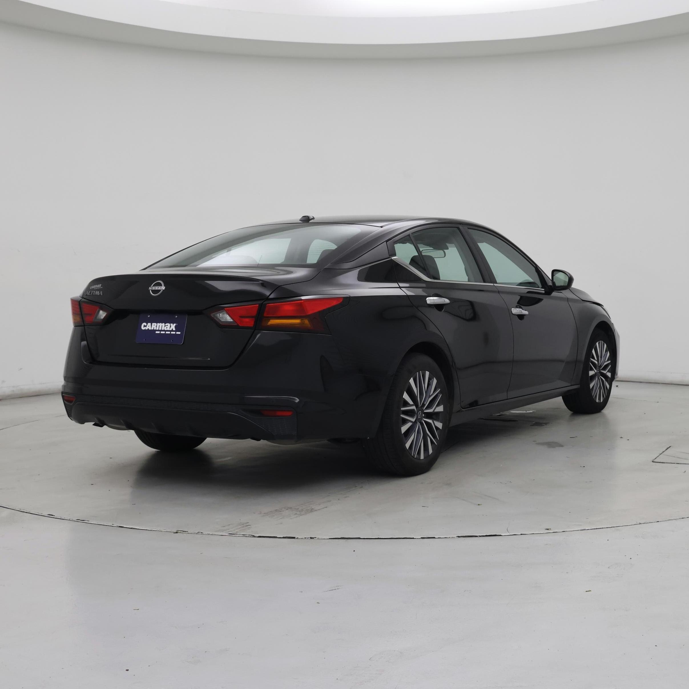 Thumbnail: 2025 Nissan Altima - 8