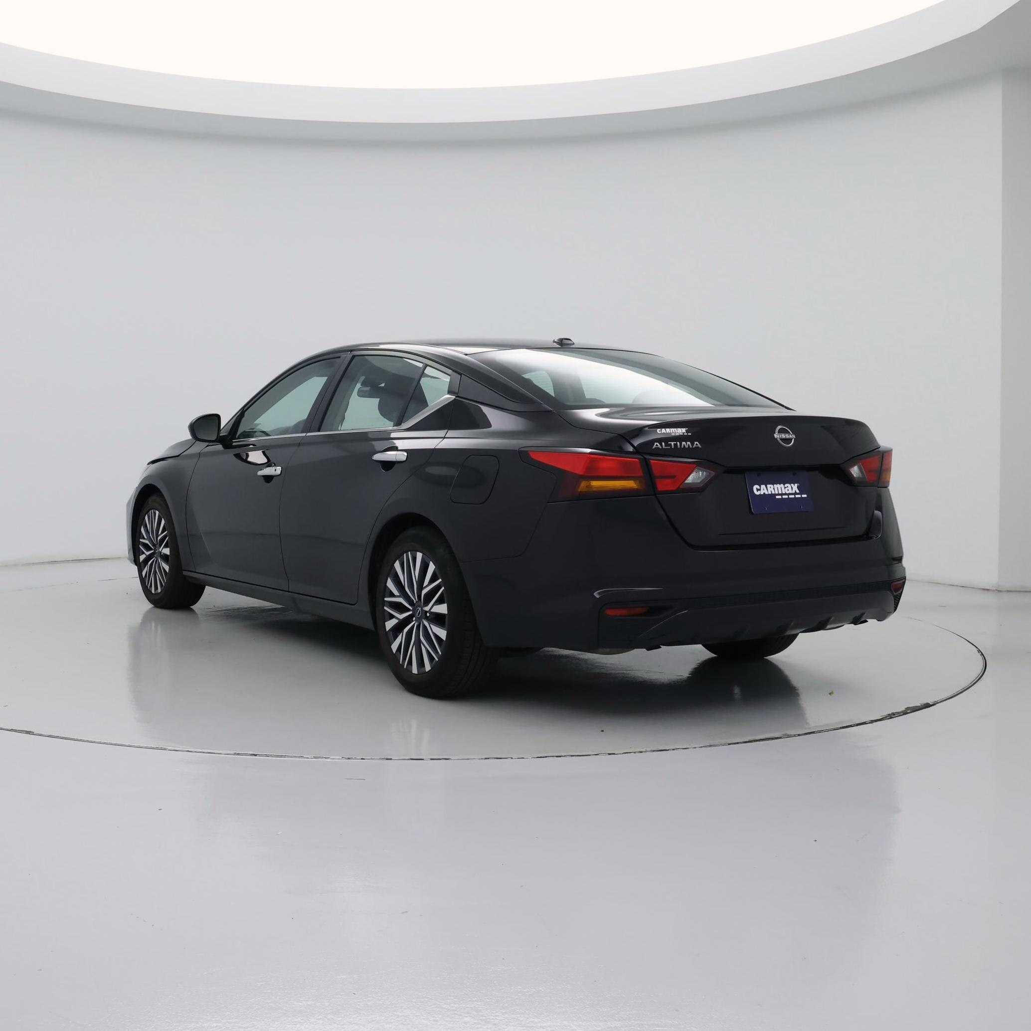 Thumbnail: 2025 Nissan Altima - 2