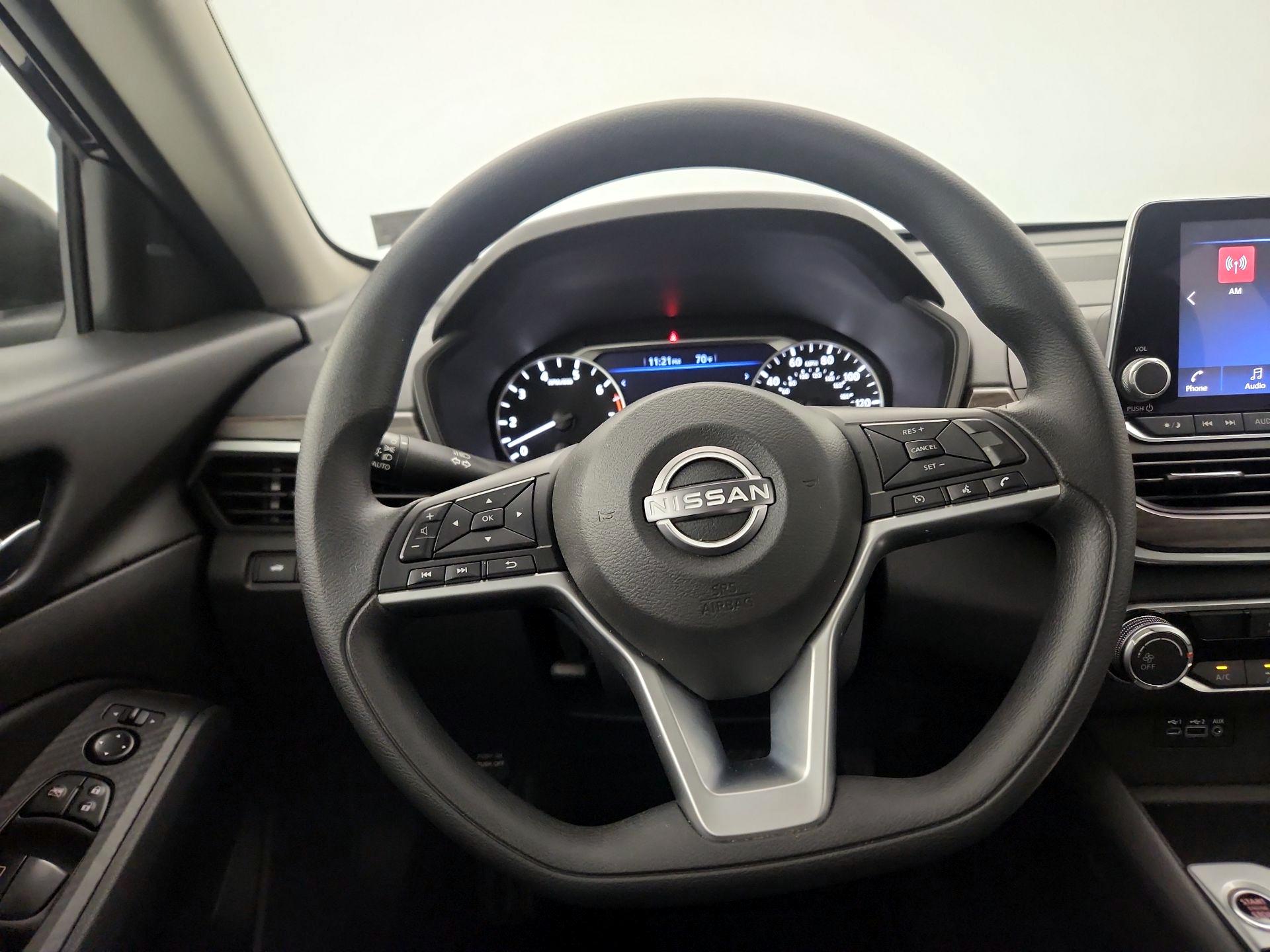 Thumbnail: 2025 Nissan Altima - 10