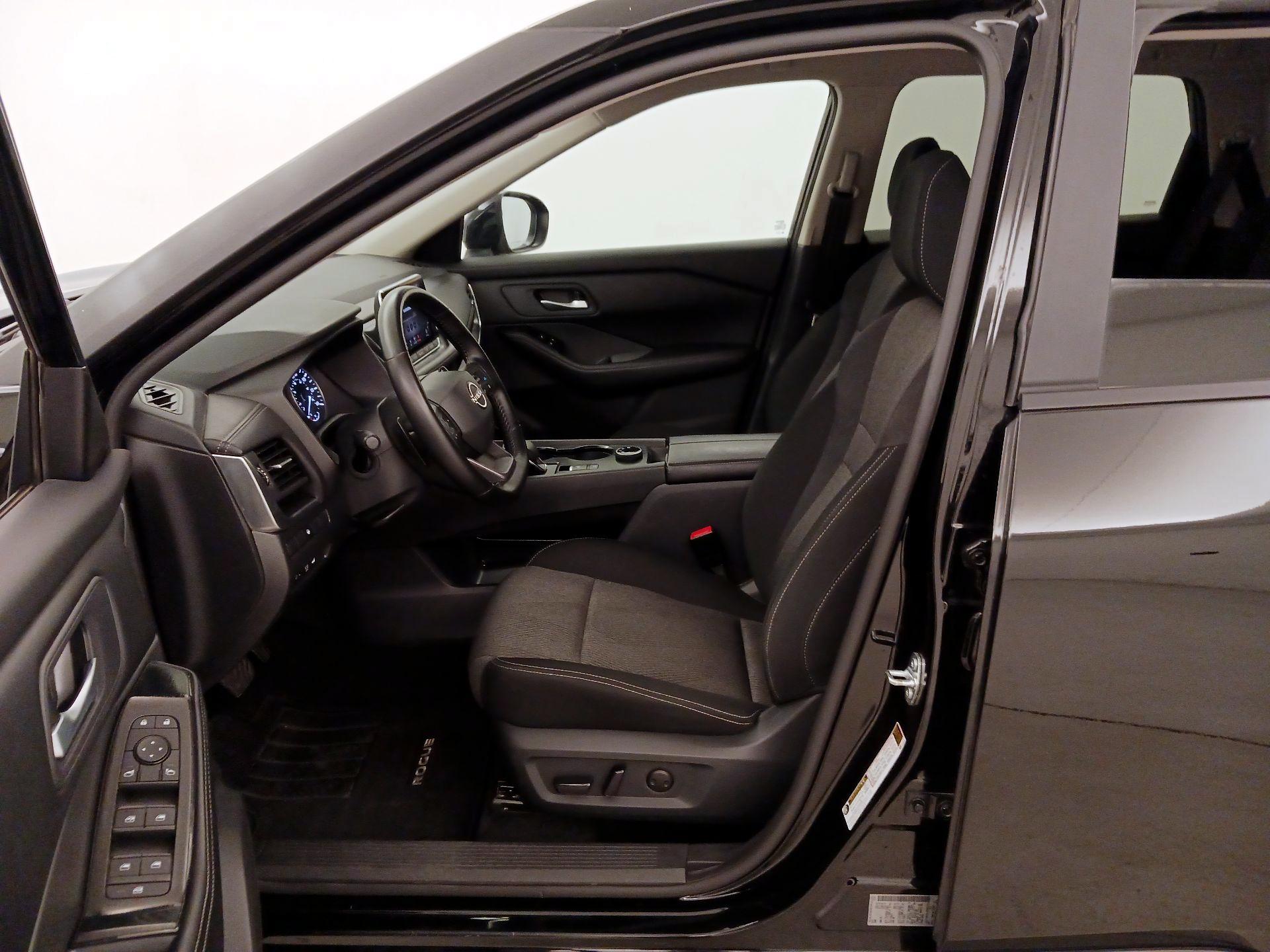Thumbnail: 2025 Nissan Rogue - 11