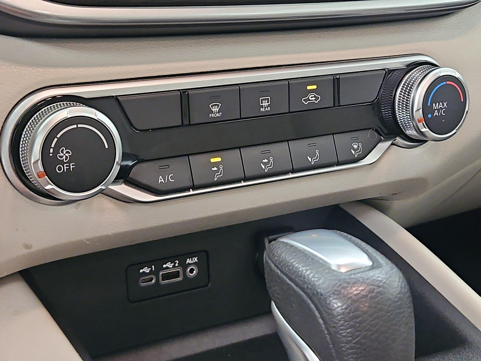 2025 Nissan Altima SV - Photo 17