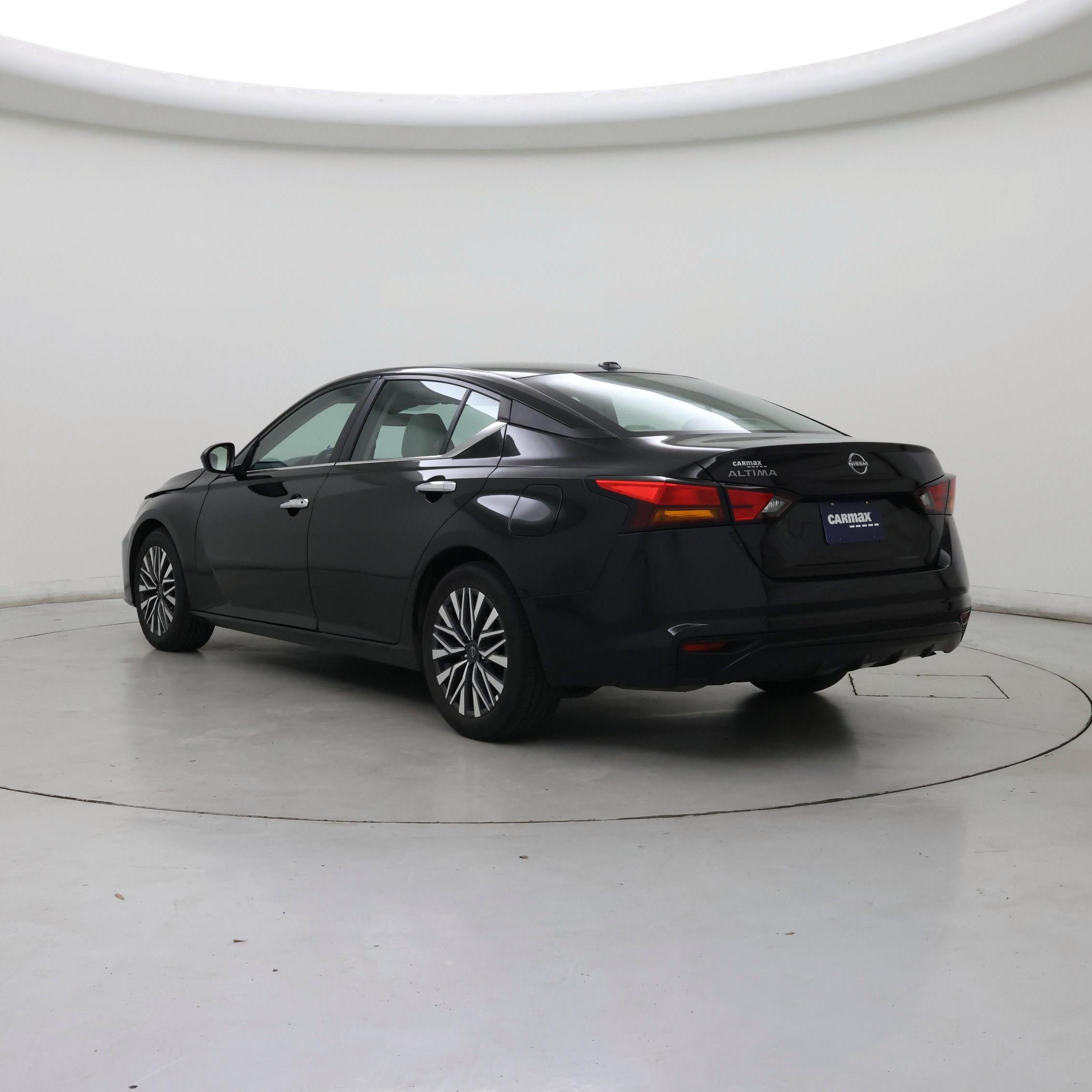 Thumbnail: 2025 Nissan Altima - 2