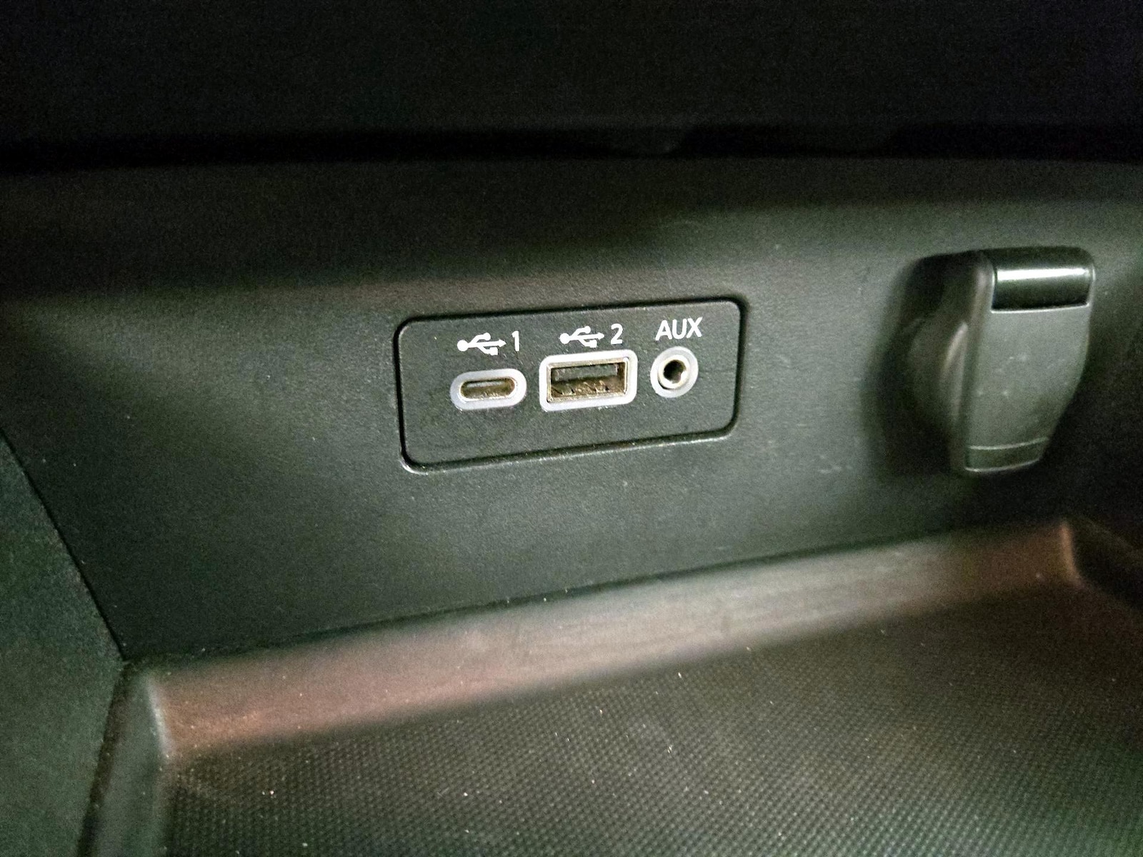 2025 Nissan Altima SV - Photo 19