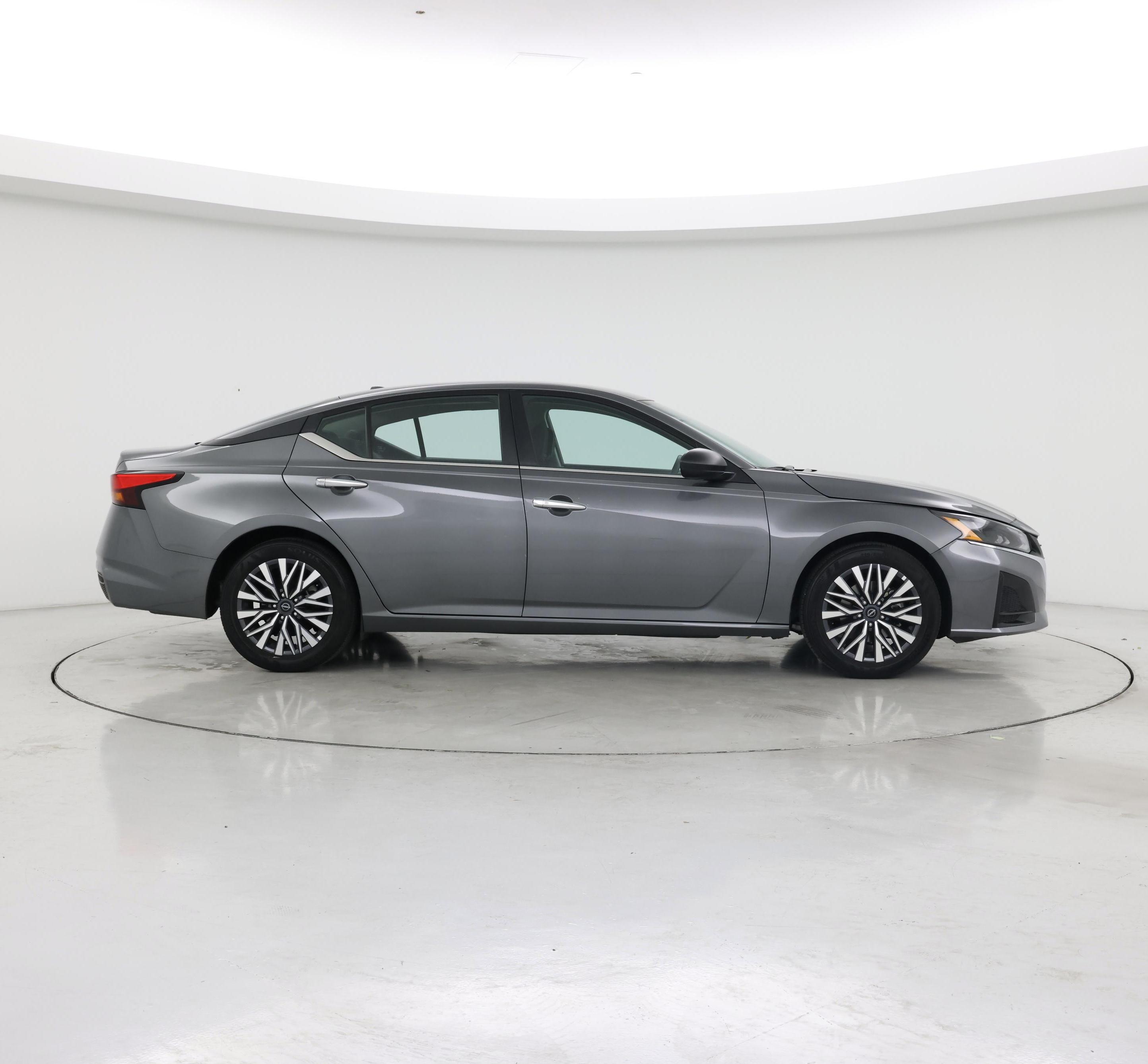 Thumbnail: 2025 Nissan Altima - 7