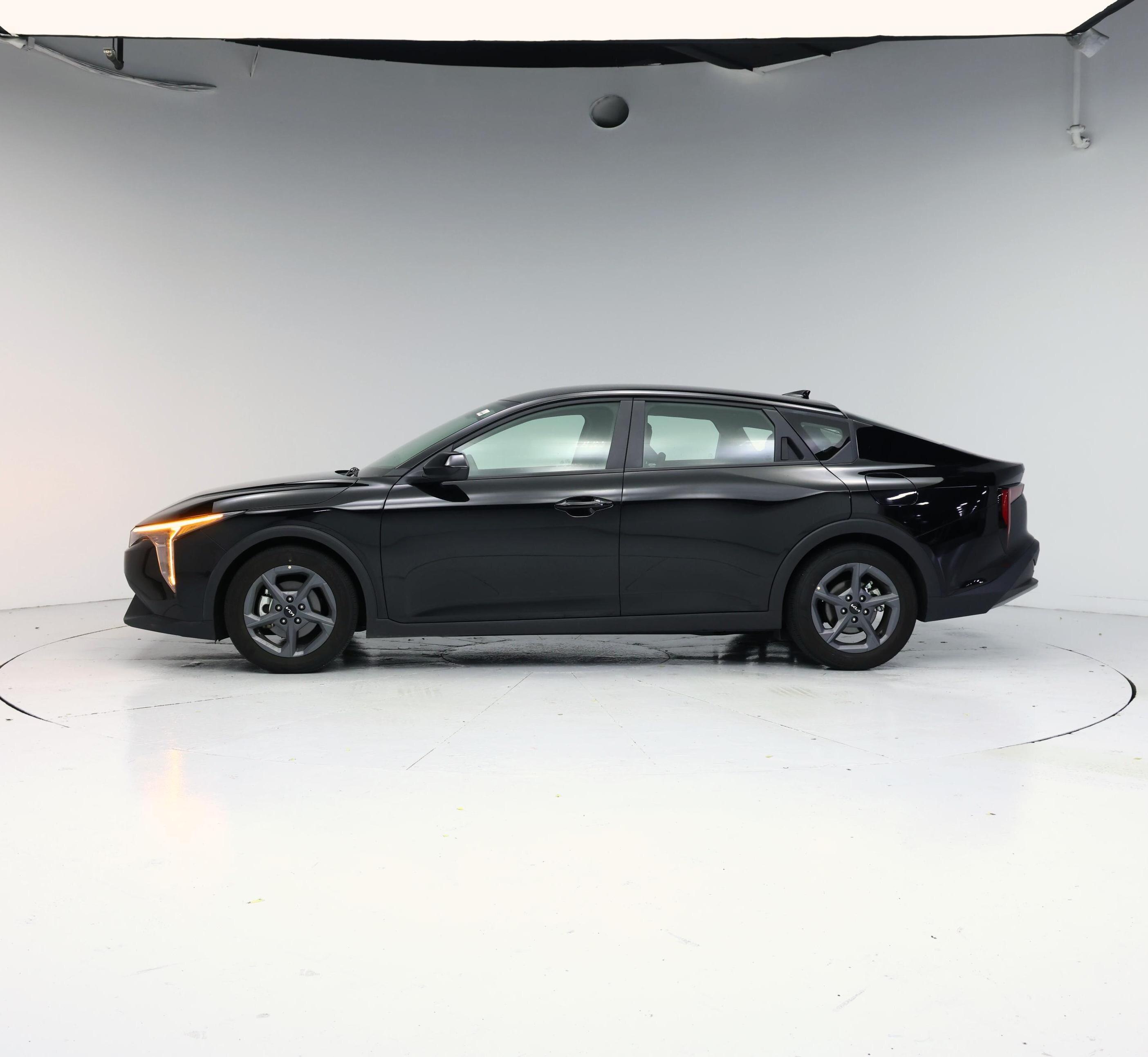 Thumbnail: 2025 Kia K4 - 3