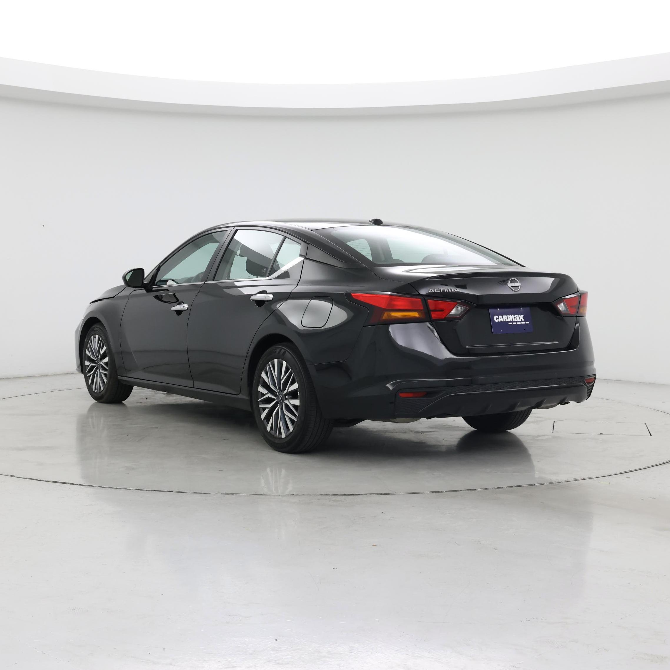 Thumbnail: 2025 Nissan Altima - 2