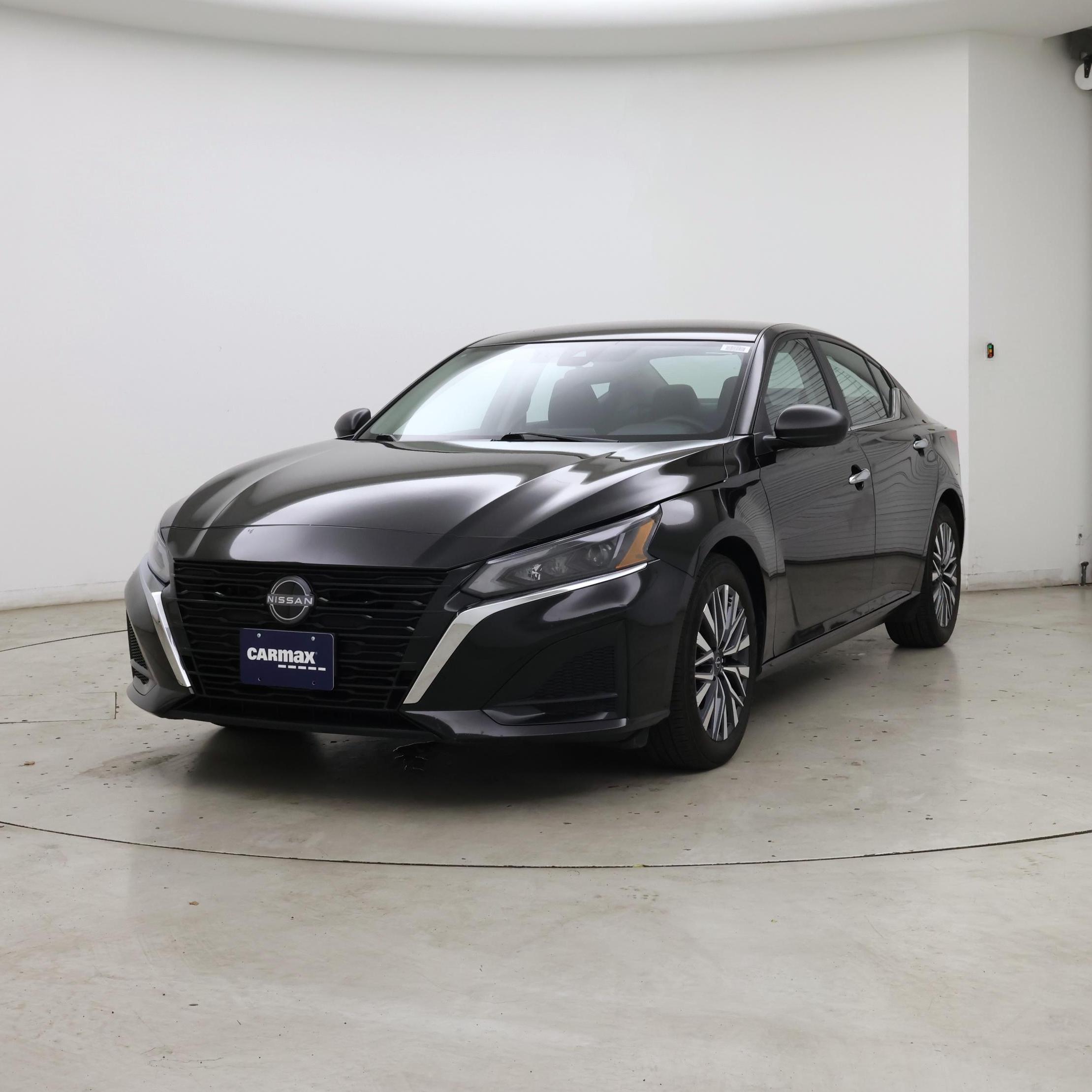 Thumbnail: 2025 Nissan Altima - 4