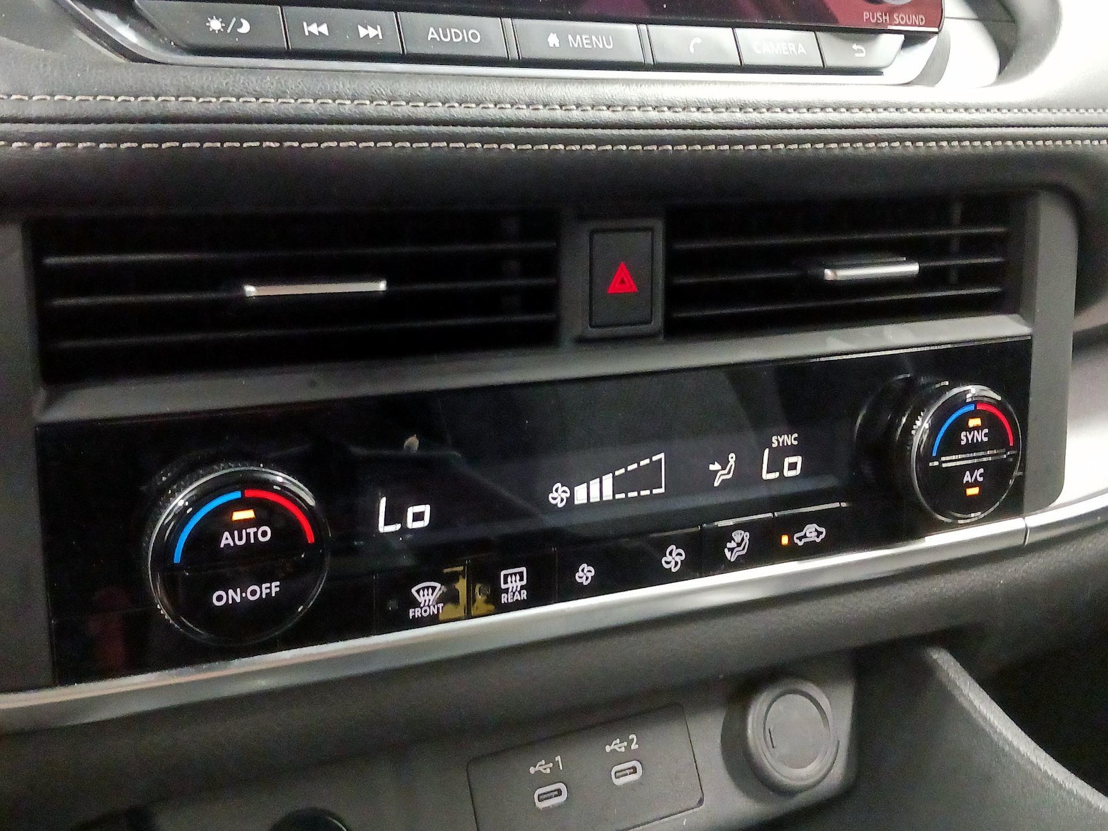 2025 Nissan Rogue SV - Photo 17