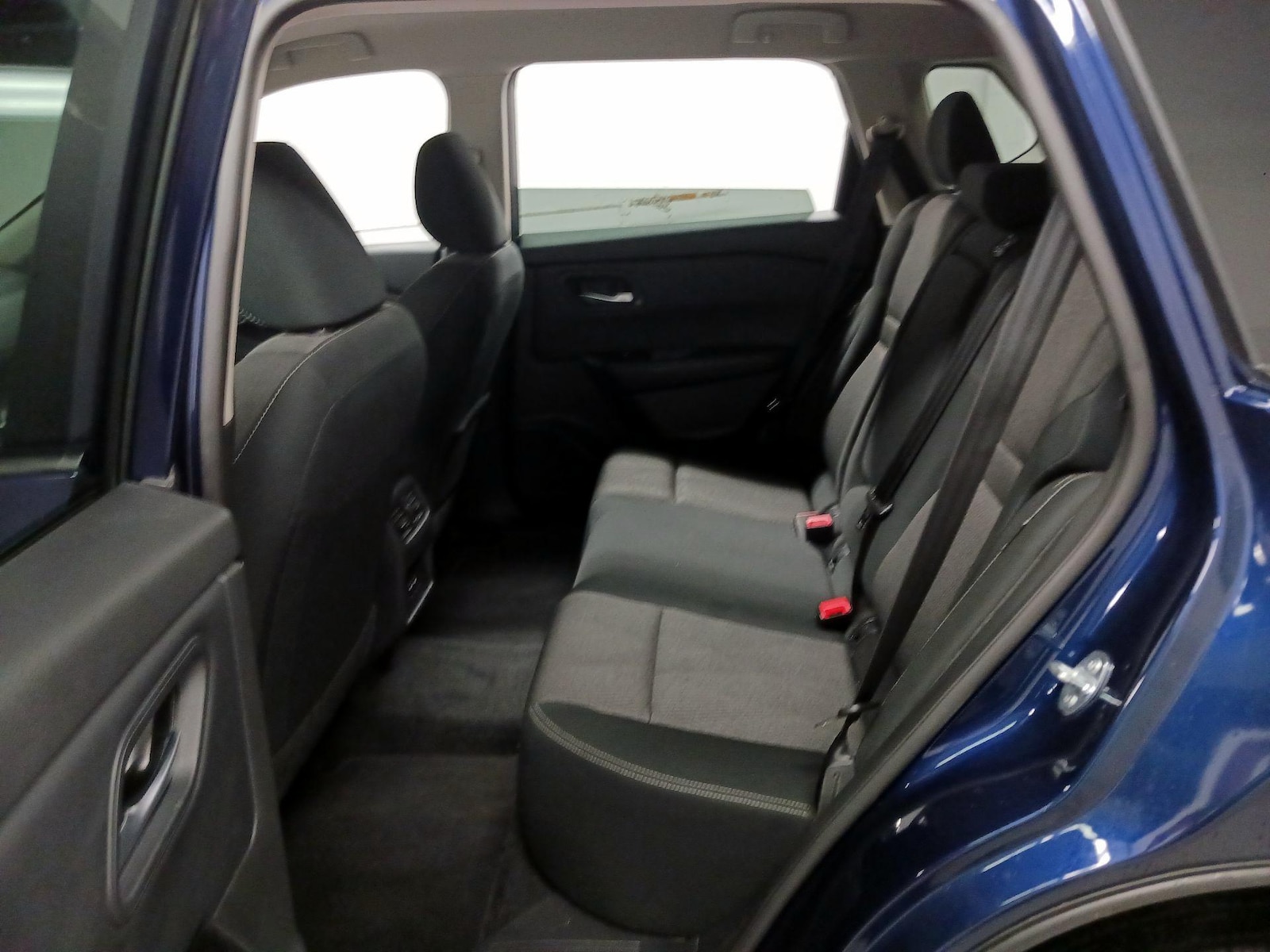 2025 Nissan Rogue SV - Photo 20