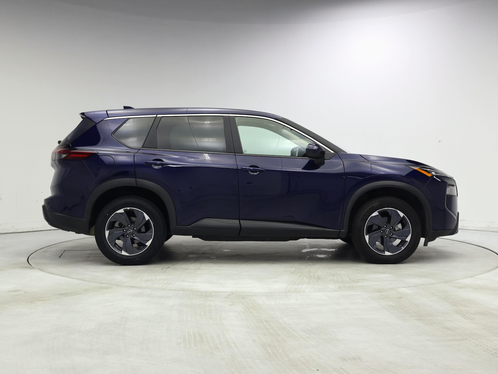 2025 Nissan Rogue SV - Photo 8