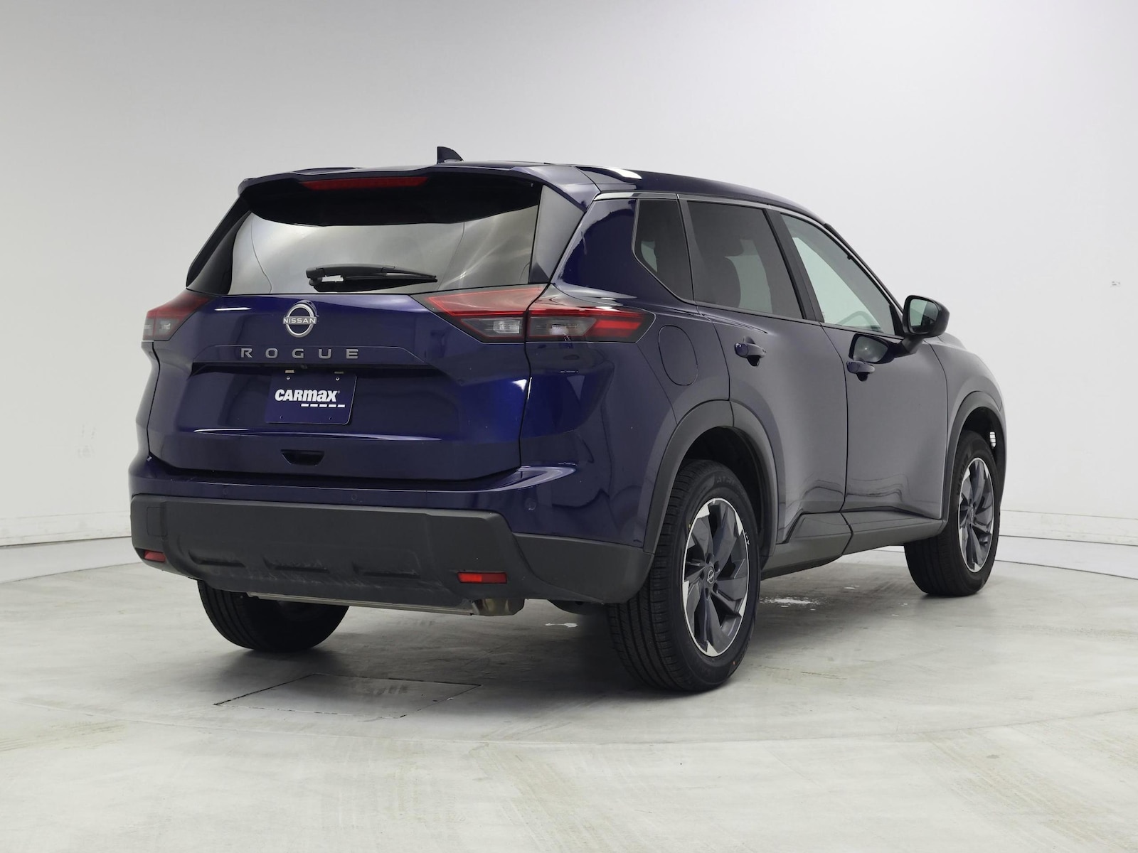 2025 Nissan Rogue SV - Photo 9