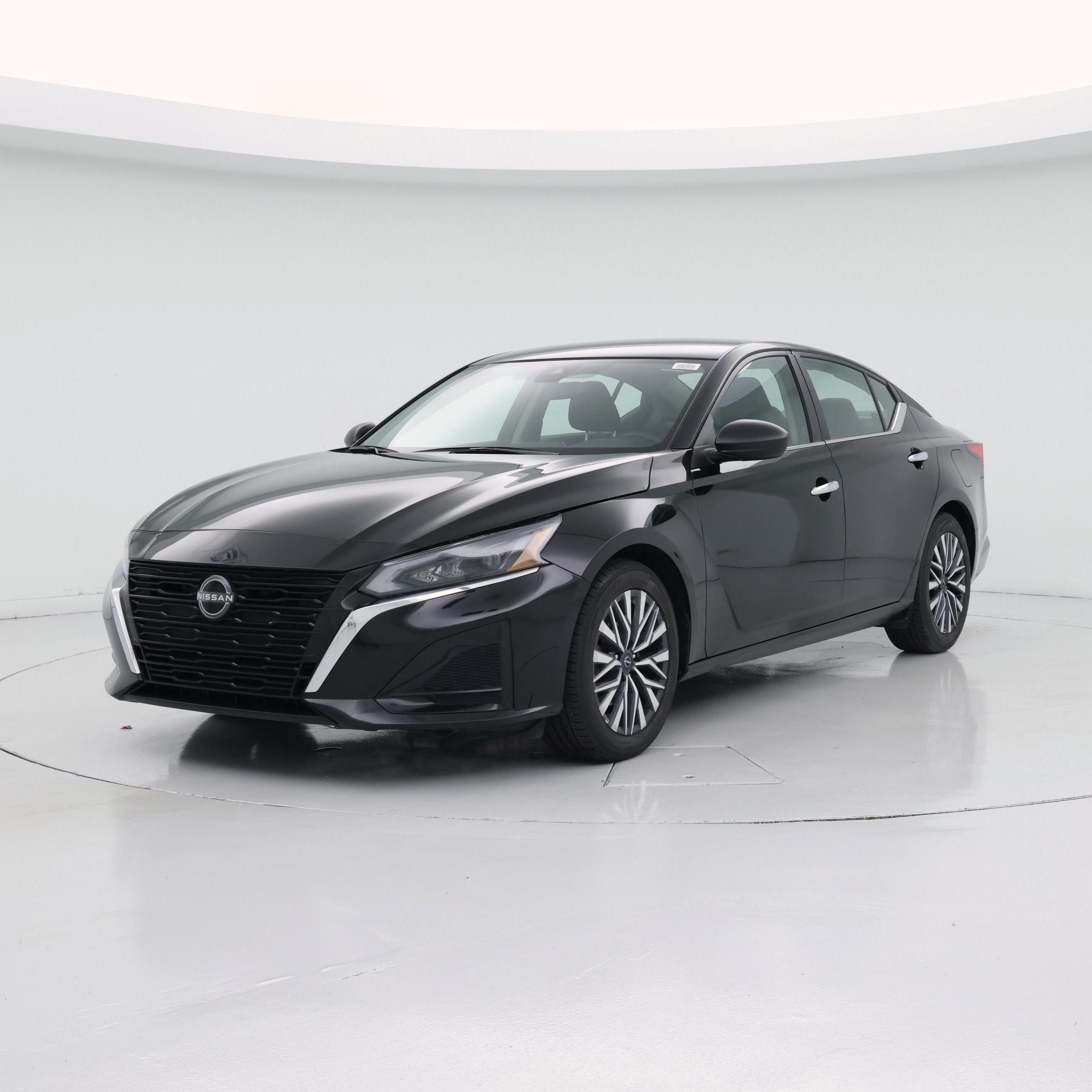 Thumbnail: 2025 Nissan Altima - 4