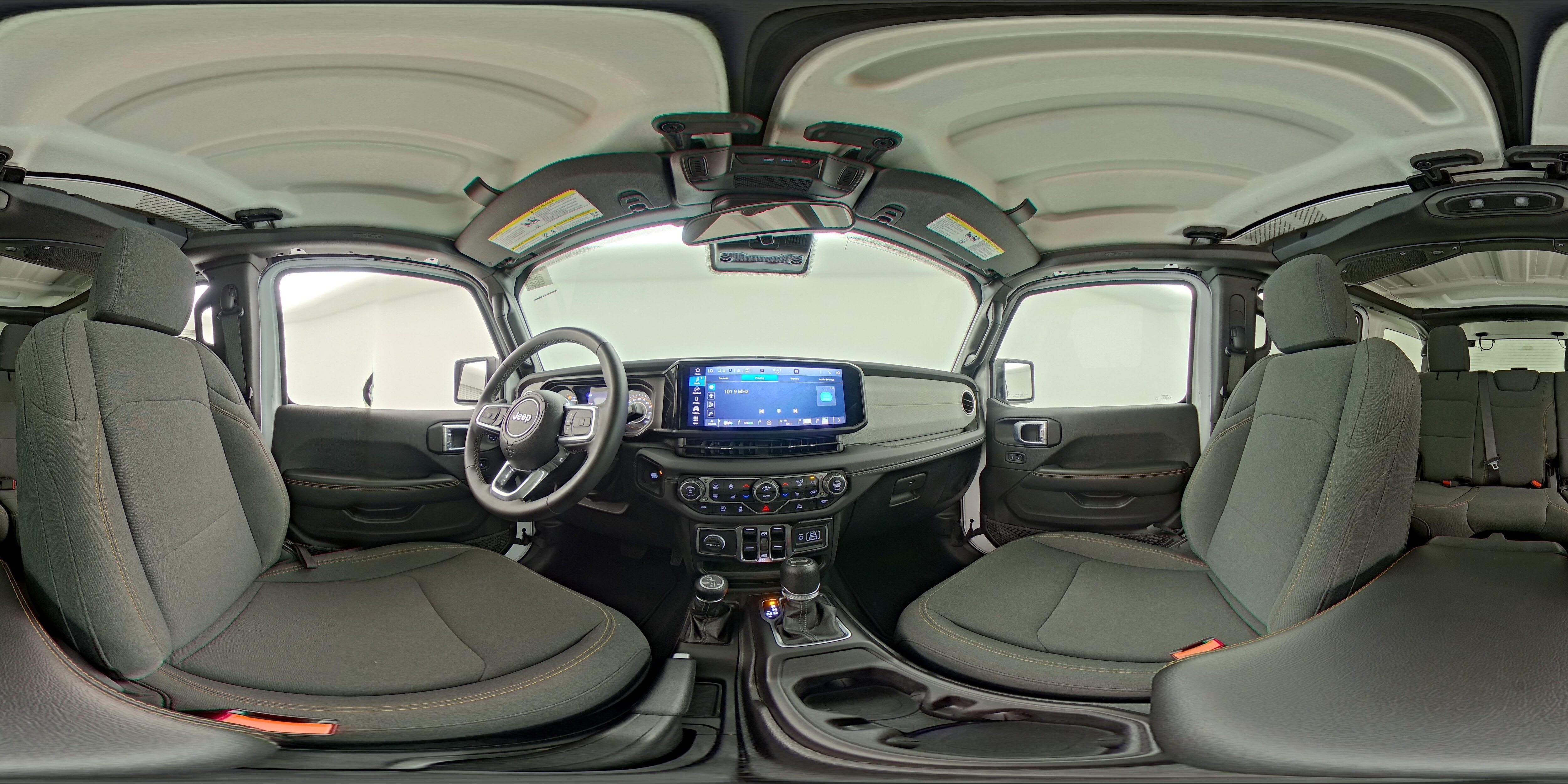 2025 Jeep Wrangler 4-Door Sahara - Photo 24