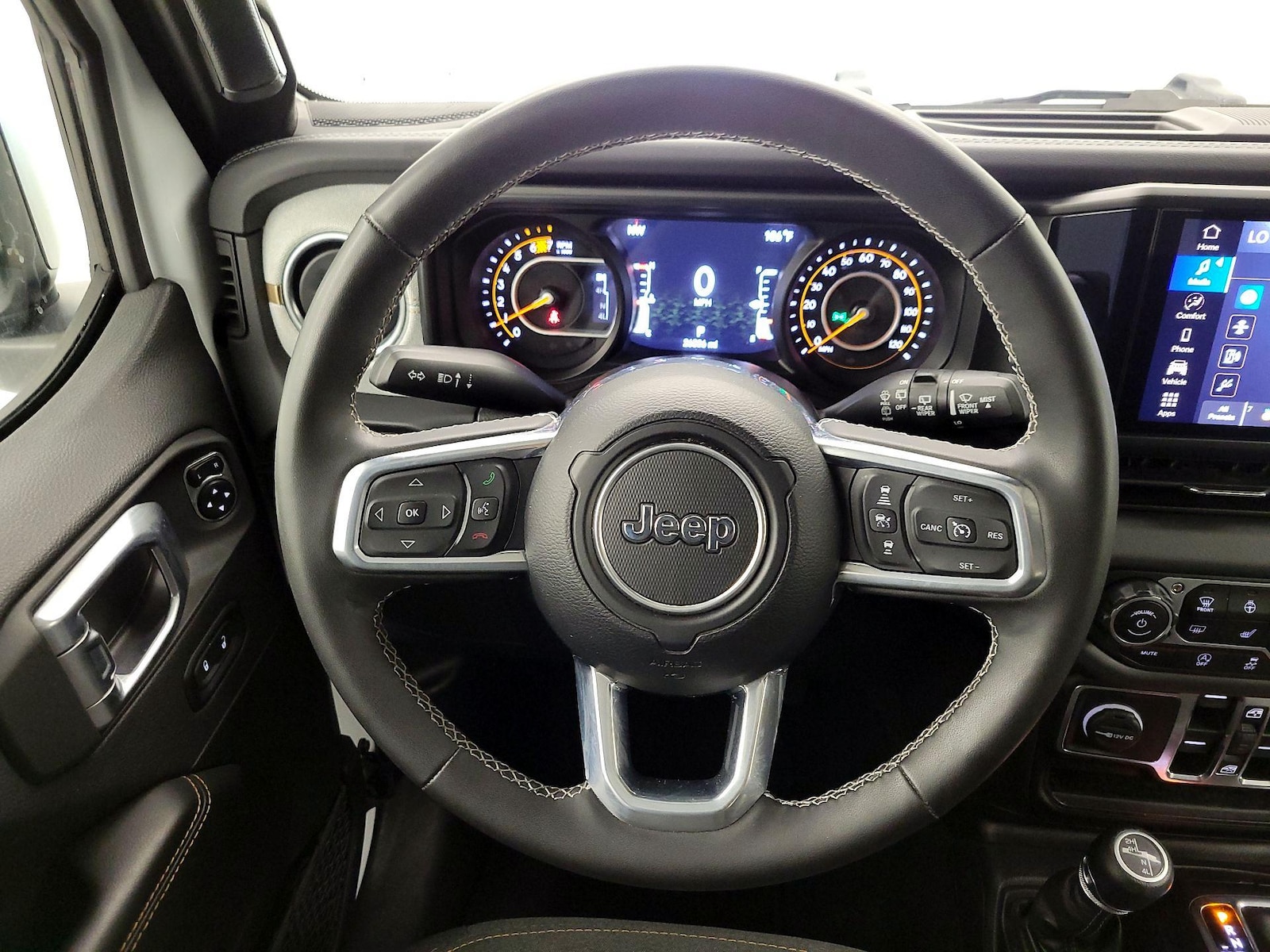 2025 Jeep Wrangler 4-Door Sahara - Photo 11