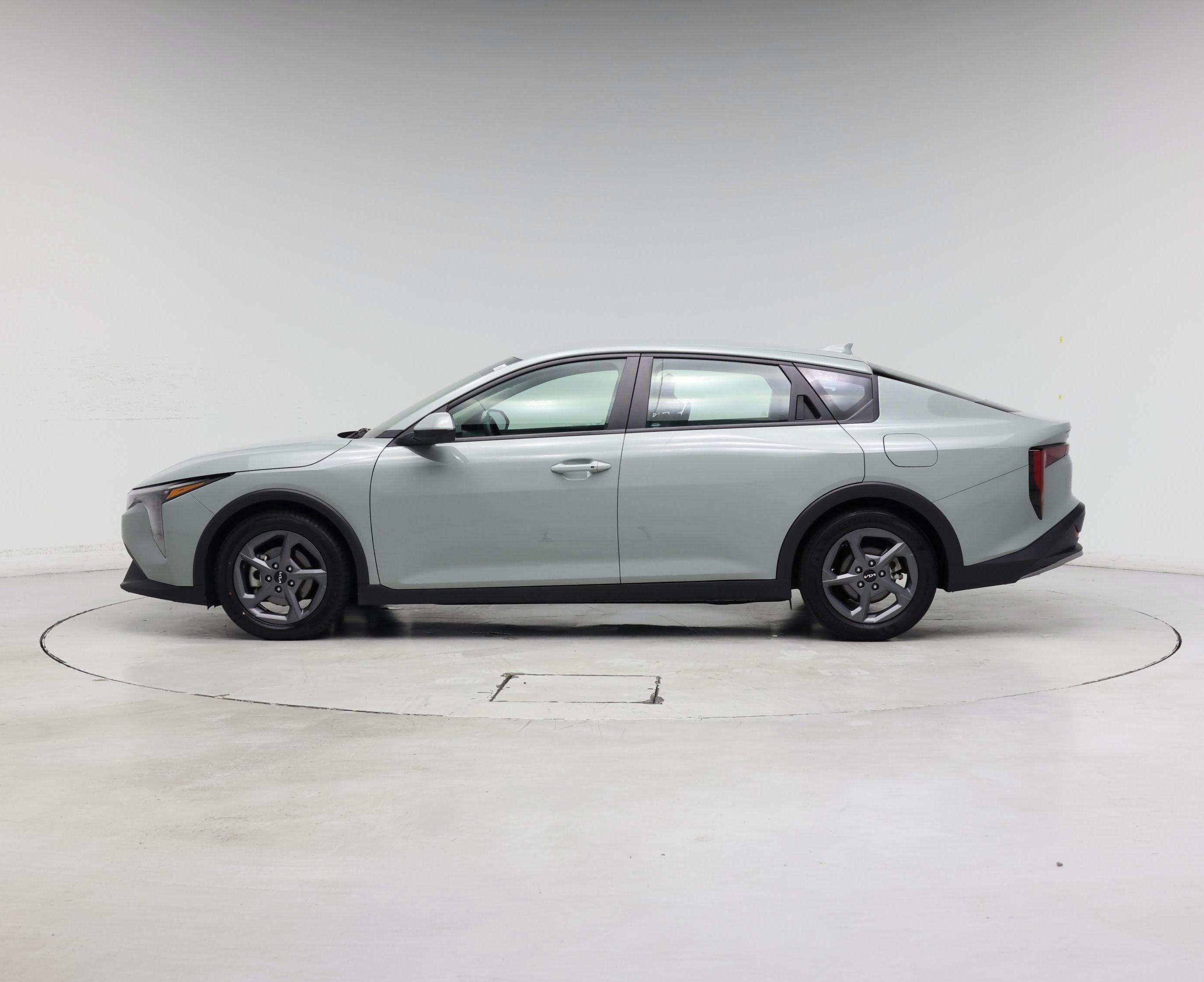 Thumbnail: 2025 Kia K4 - 3