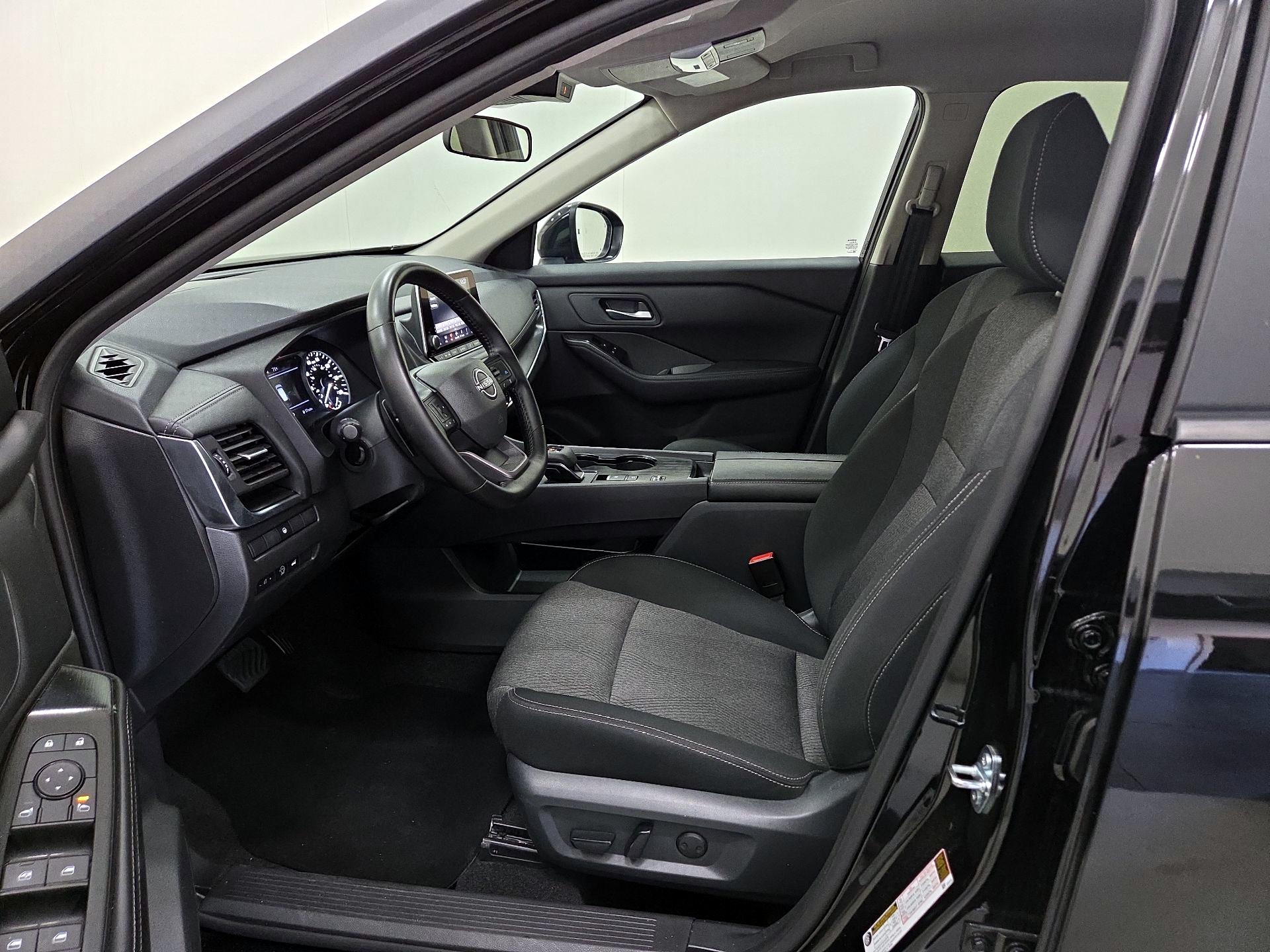 Thumbnail: 2025 Nissan Rogue - 11
