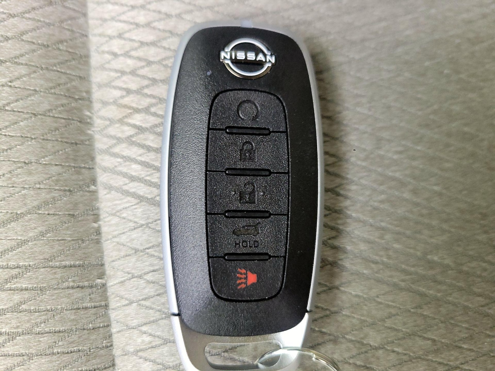 2025 Nissan Rogue SV - Photo 23
