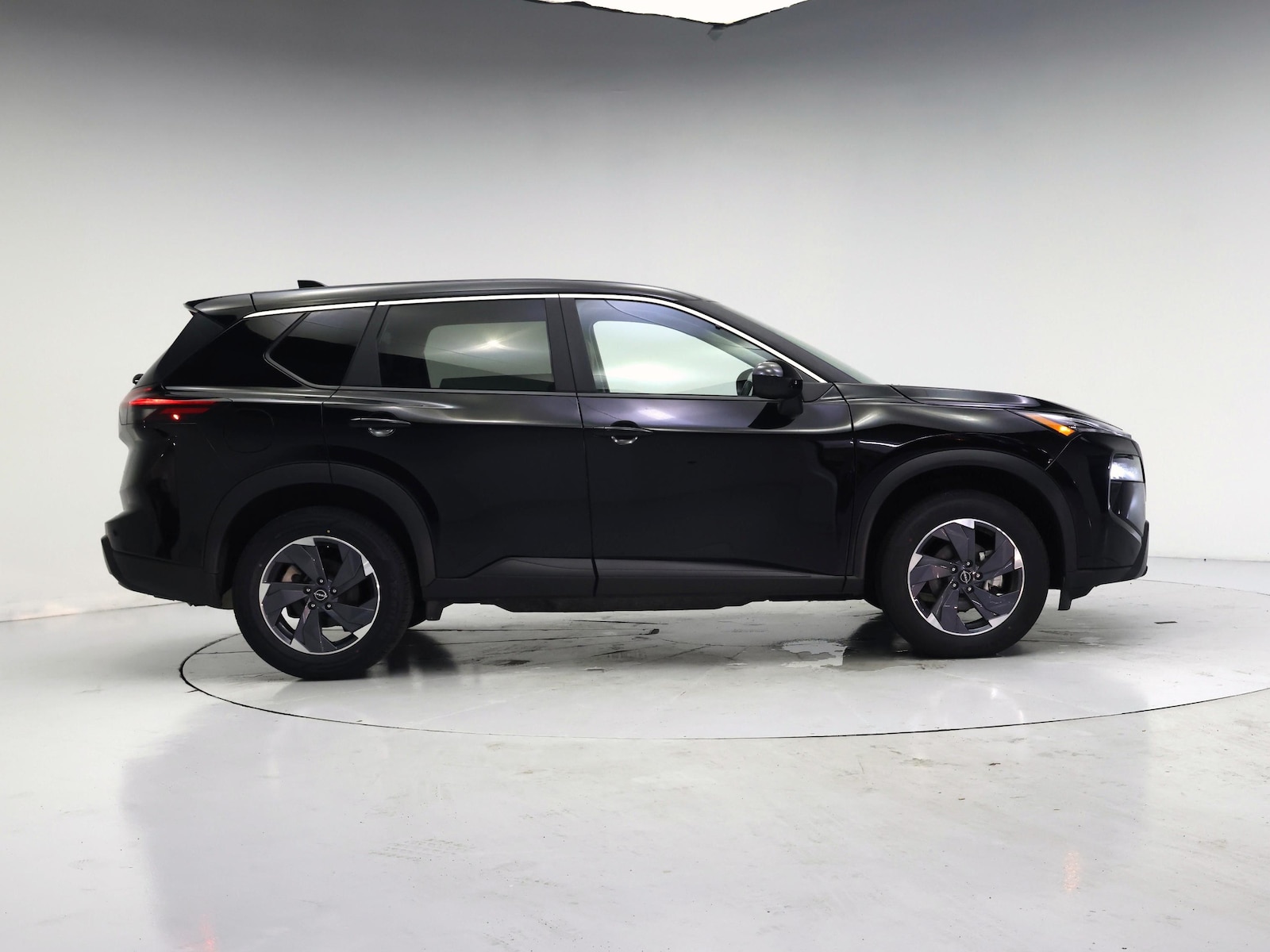 2025 Nissan Rogue SV - Photo 8