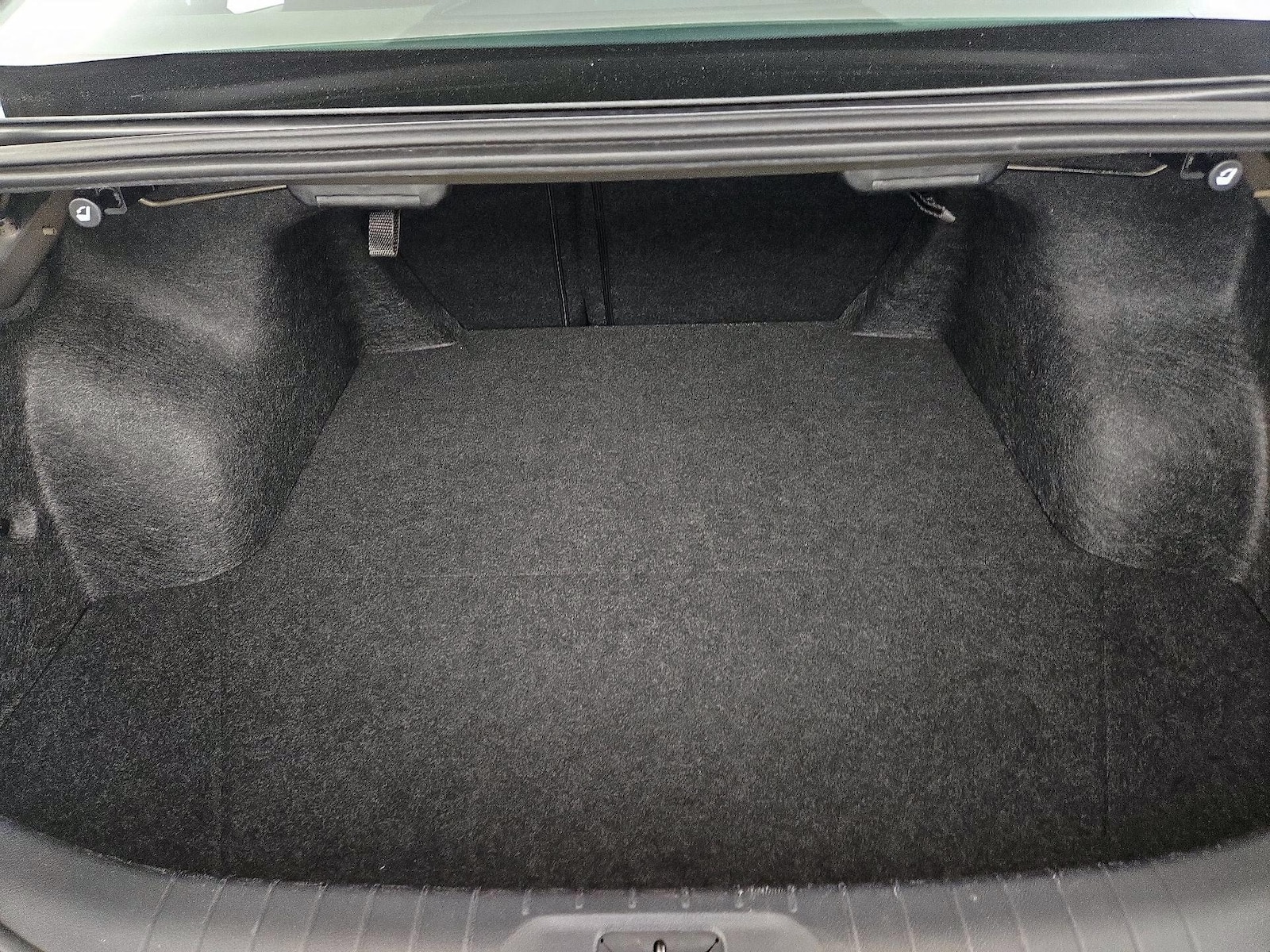 2025 Nissan Altima SV - Photo 21