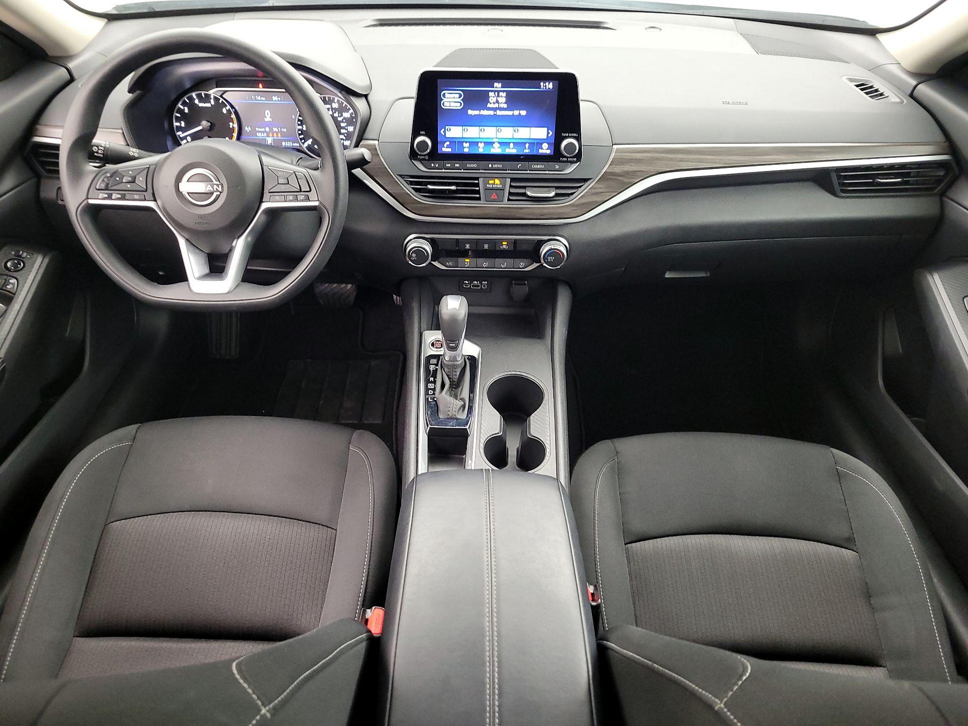 Thumbnail: 2025 Nissan Altima - 9