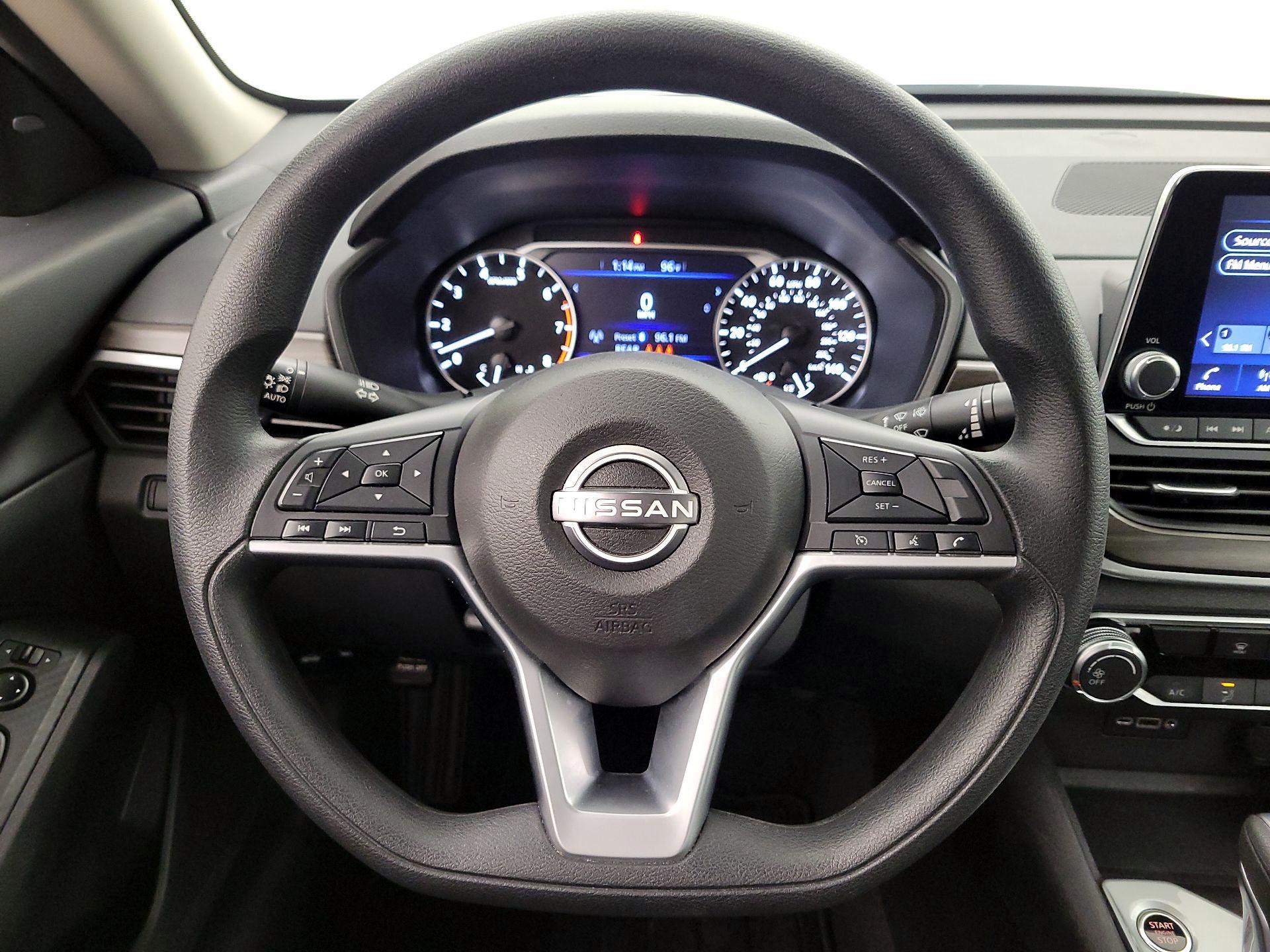 Thumbnail: 2025 Nissan Altima - 10