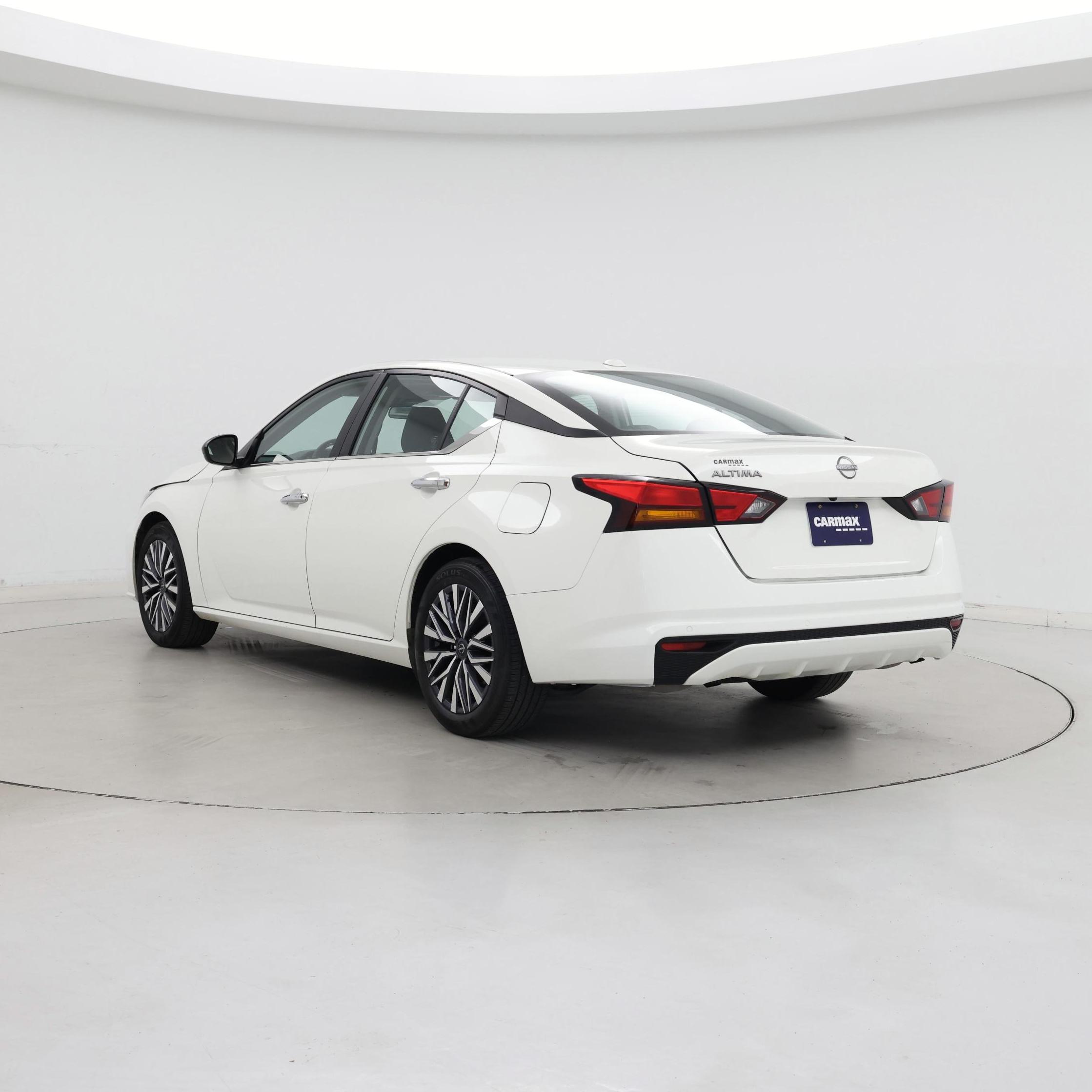 Thumbnail: 2025 Nissan Altima - 2