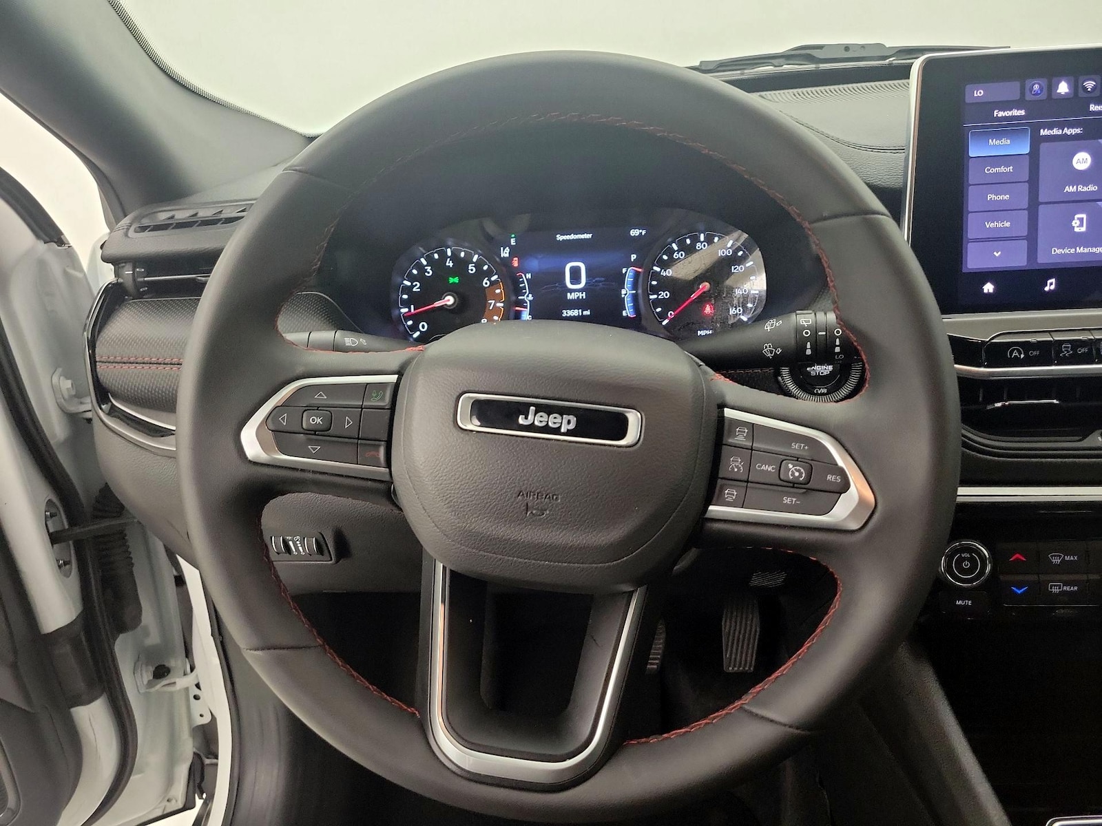 2025 Jeep Compass Trailhawk - Photo 11