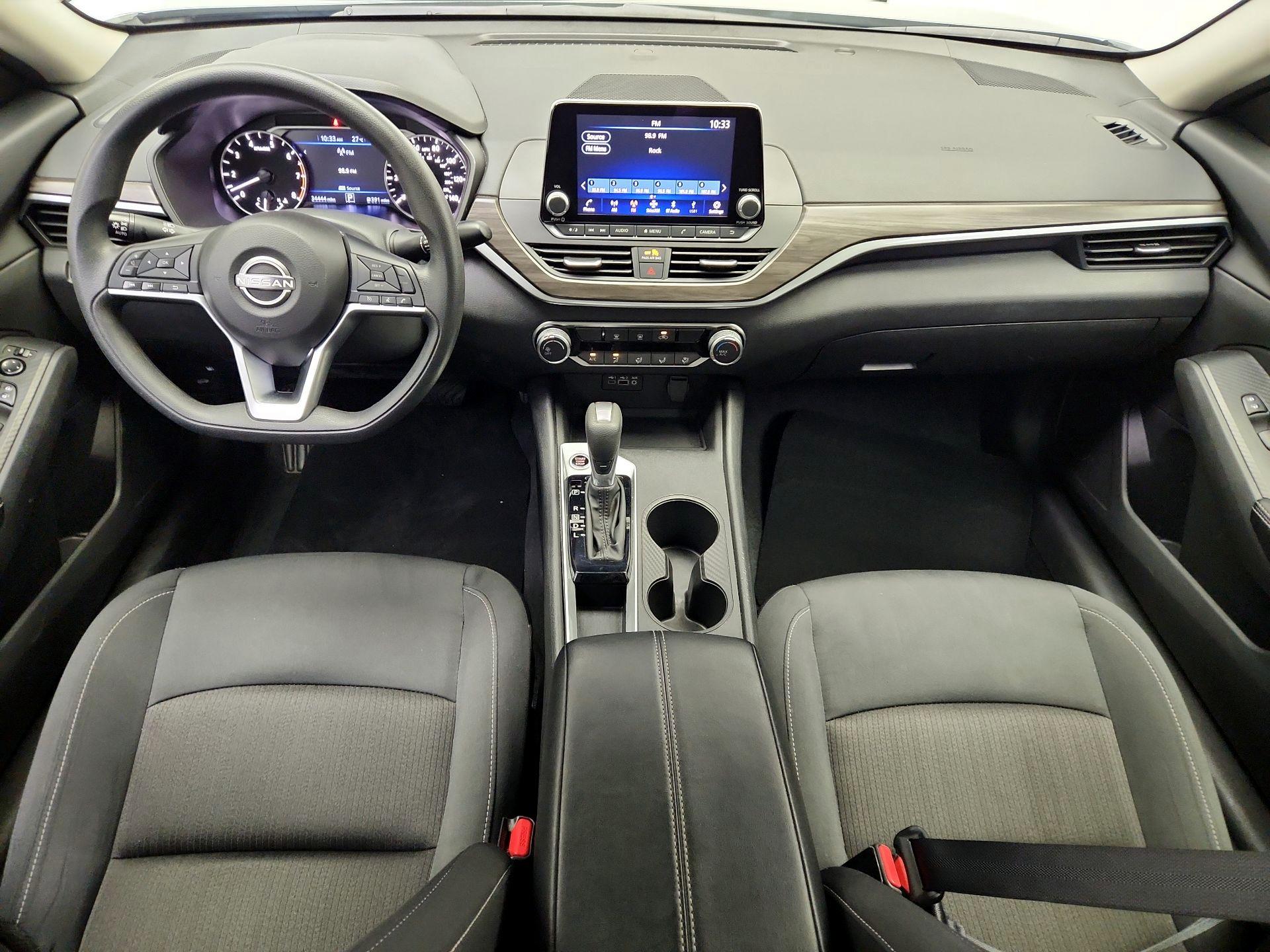Thumbnail: 2025 Nissan Altima - 9