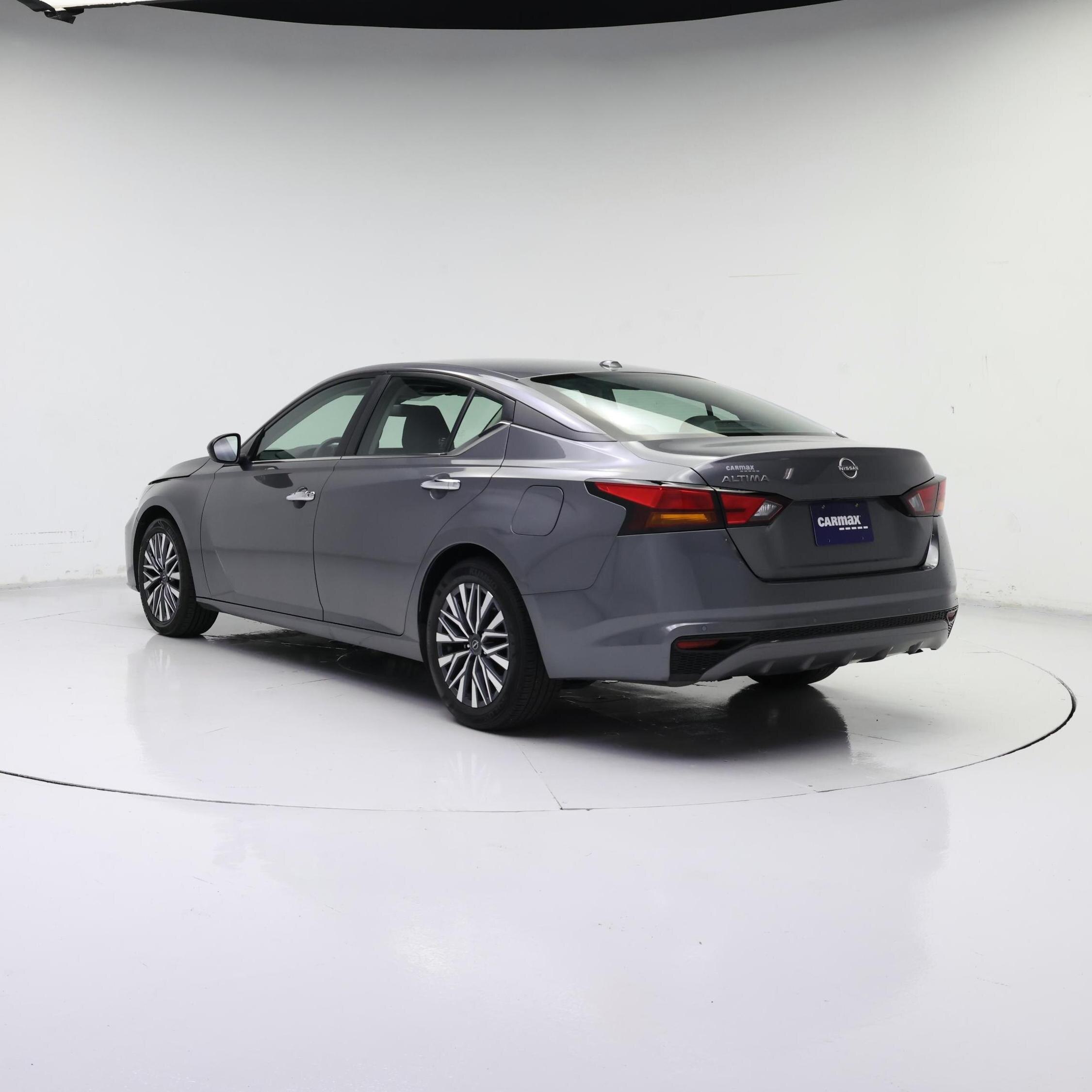 Thumbnail: 2025 Nissan Altima - 2
