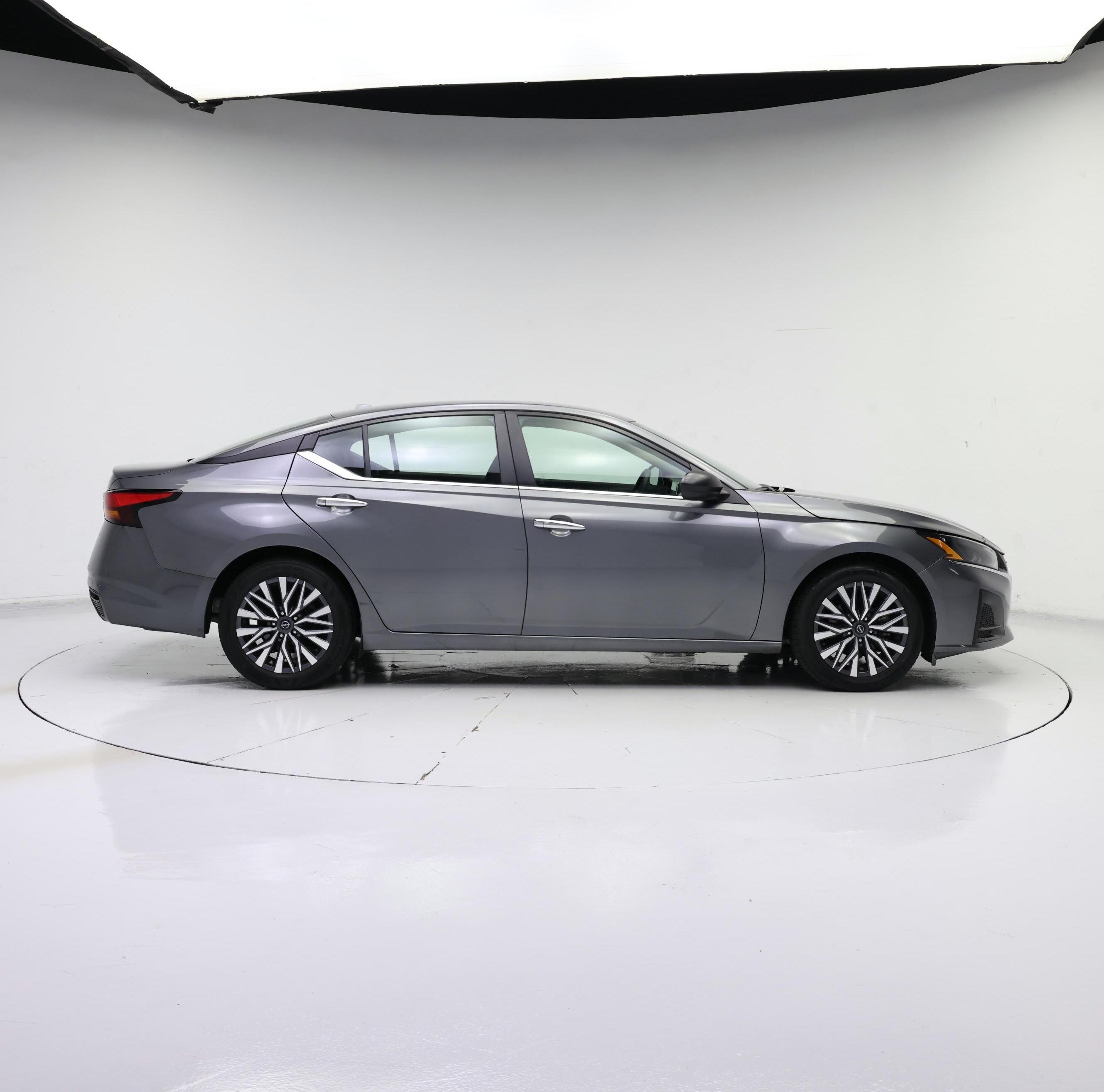 Thumbnail: 2025 Nissan Altima - 7