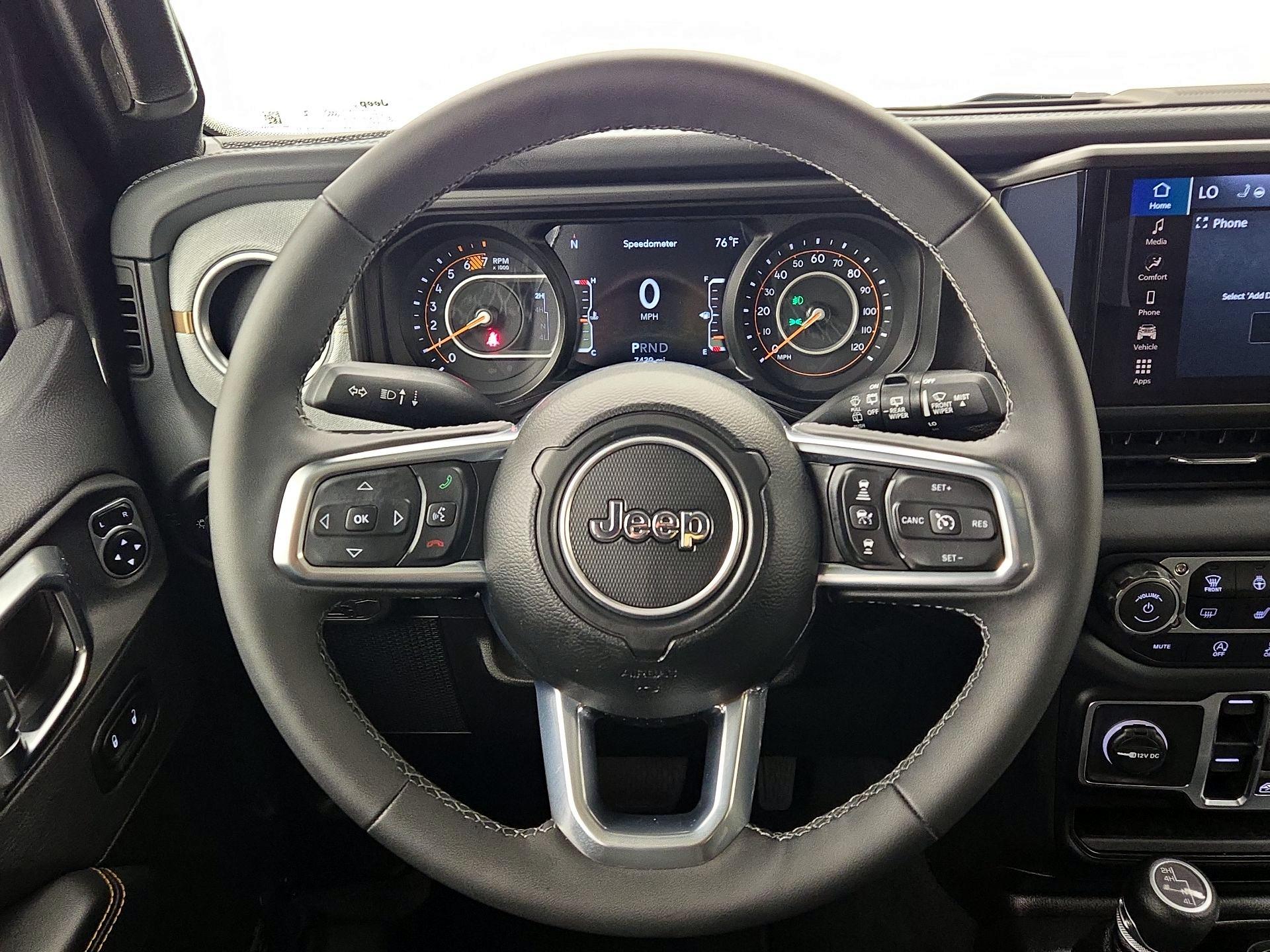 Thumbnail: 2025 Jeep Wrangler - 10