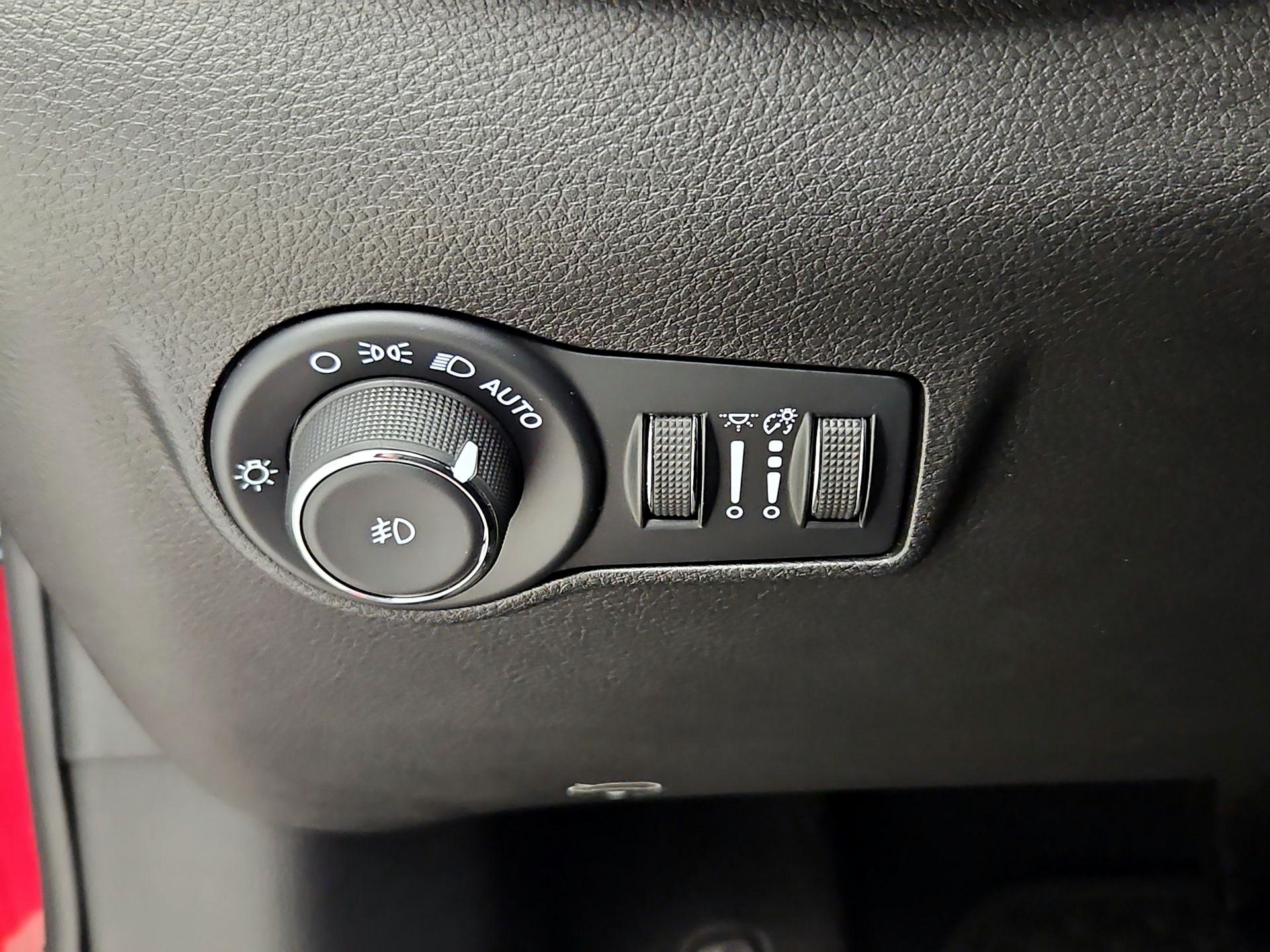 Thumbnail: 2025 Jeep Compass - 13