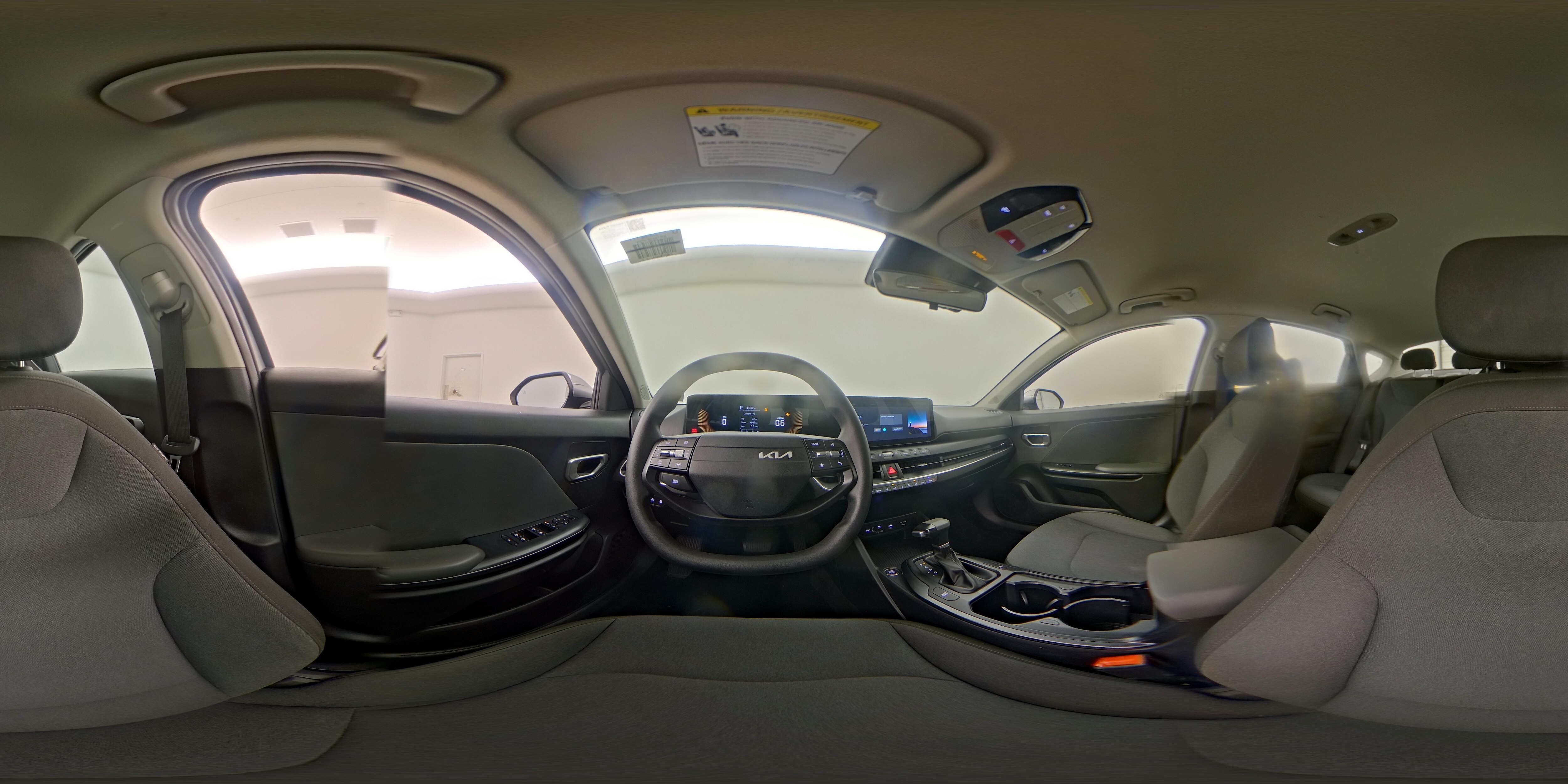 2025 Kia K4 LXS - Photo 27