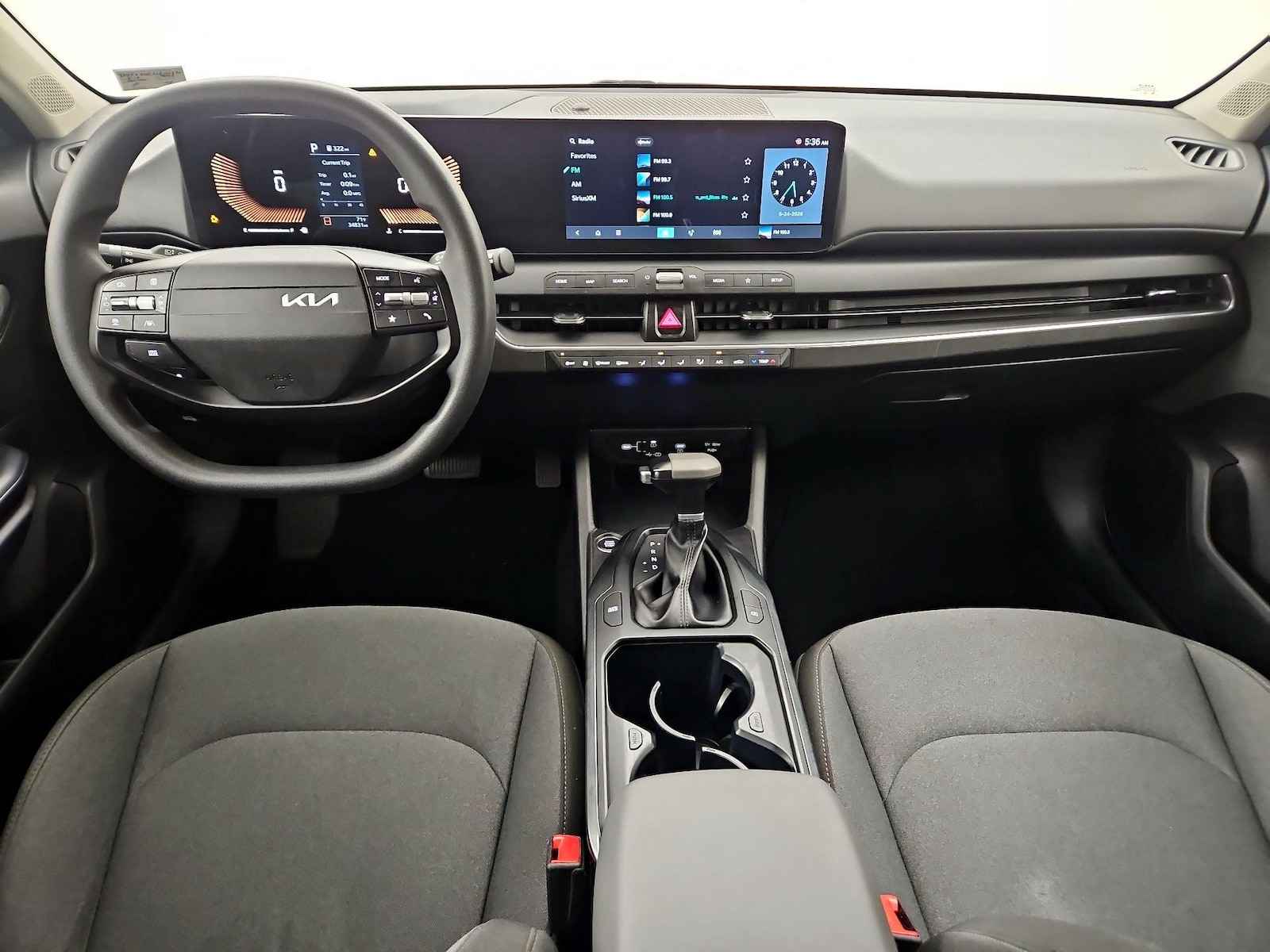 2025 Kia K4 LXS - Photo 10