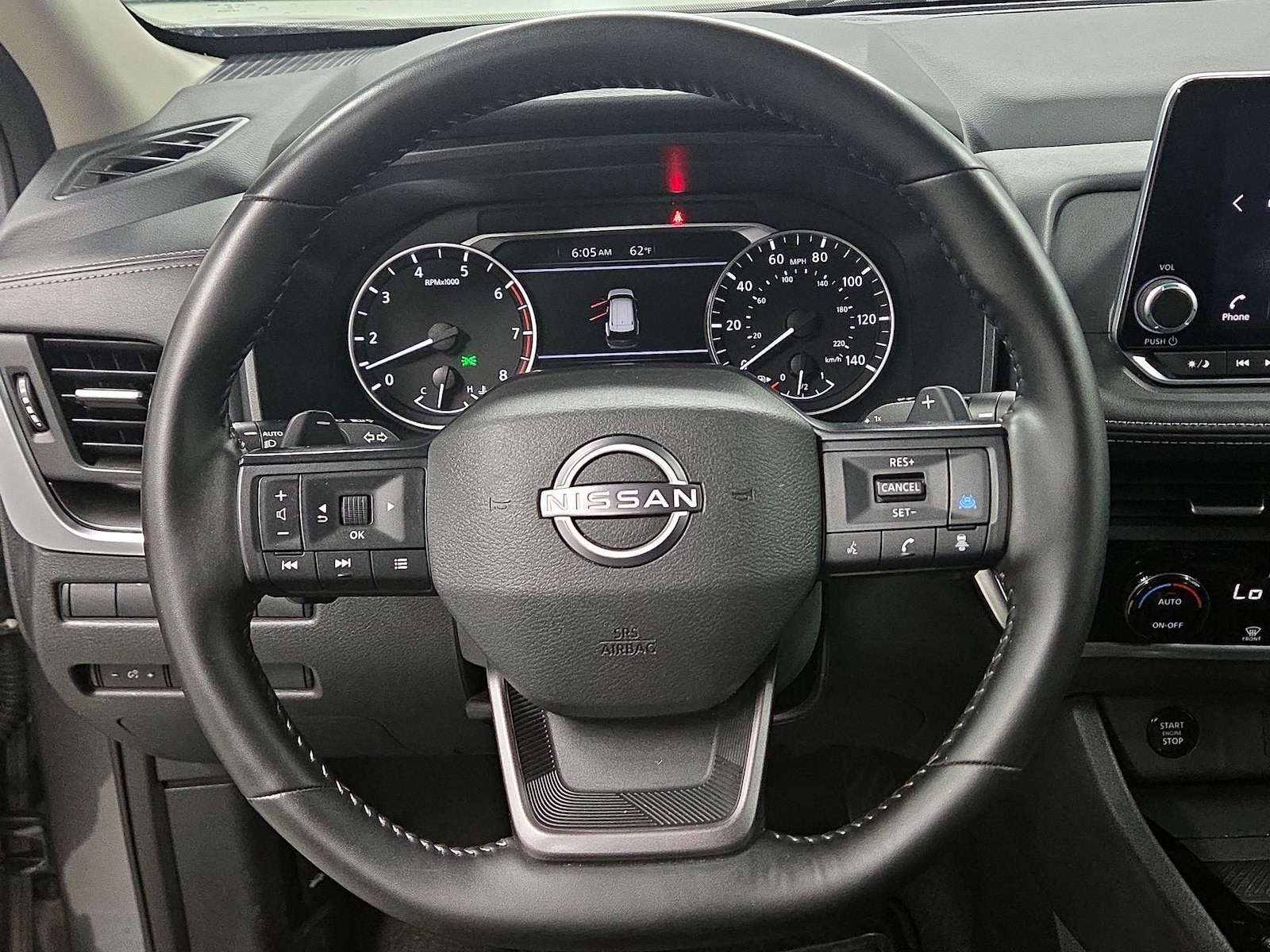 2025 Nissan Rogue SV - Photo 11