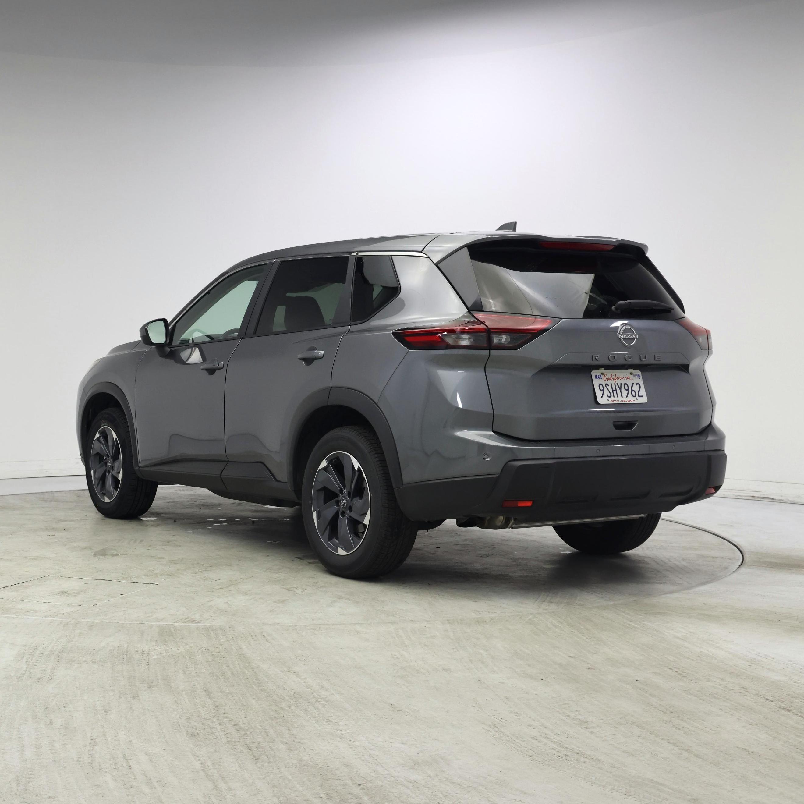 Thumbnail: 2025 Nissan Rogue - 2