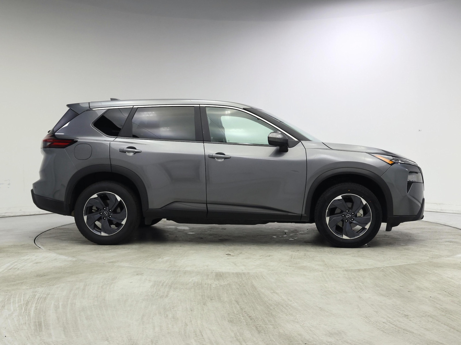 2025 Nissan Rogue SV - Photo 8