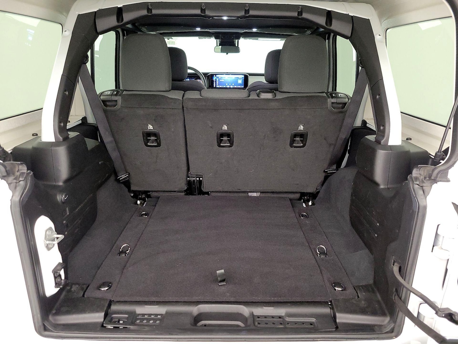 2025 Jeep Wrangler 4-Door Sahara - Photo 21