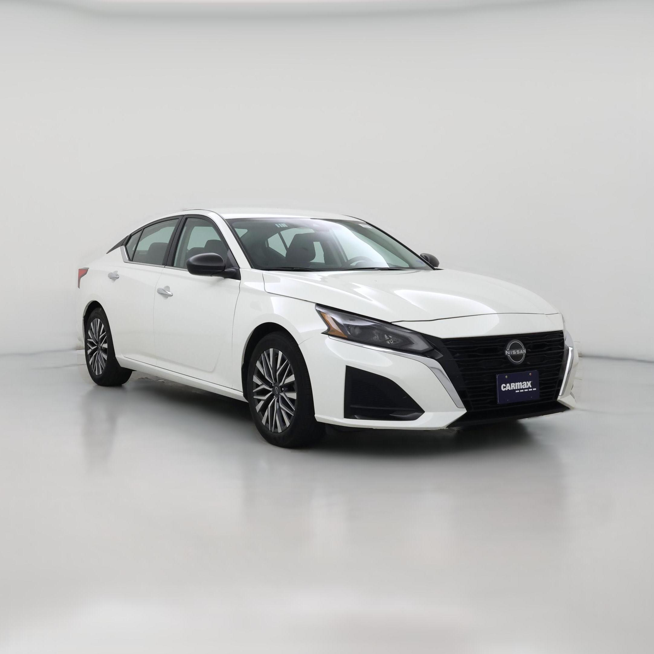 Thumbnail: 2025 Nissan Altima - 1