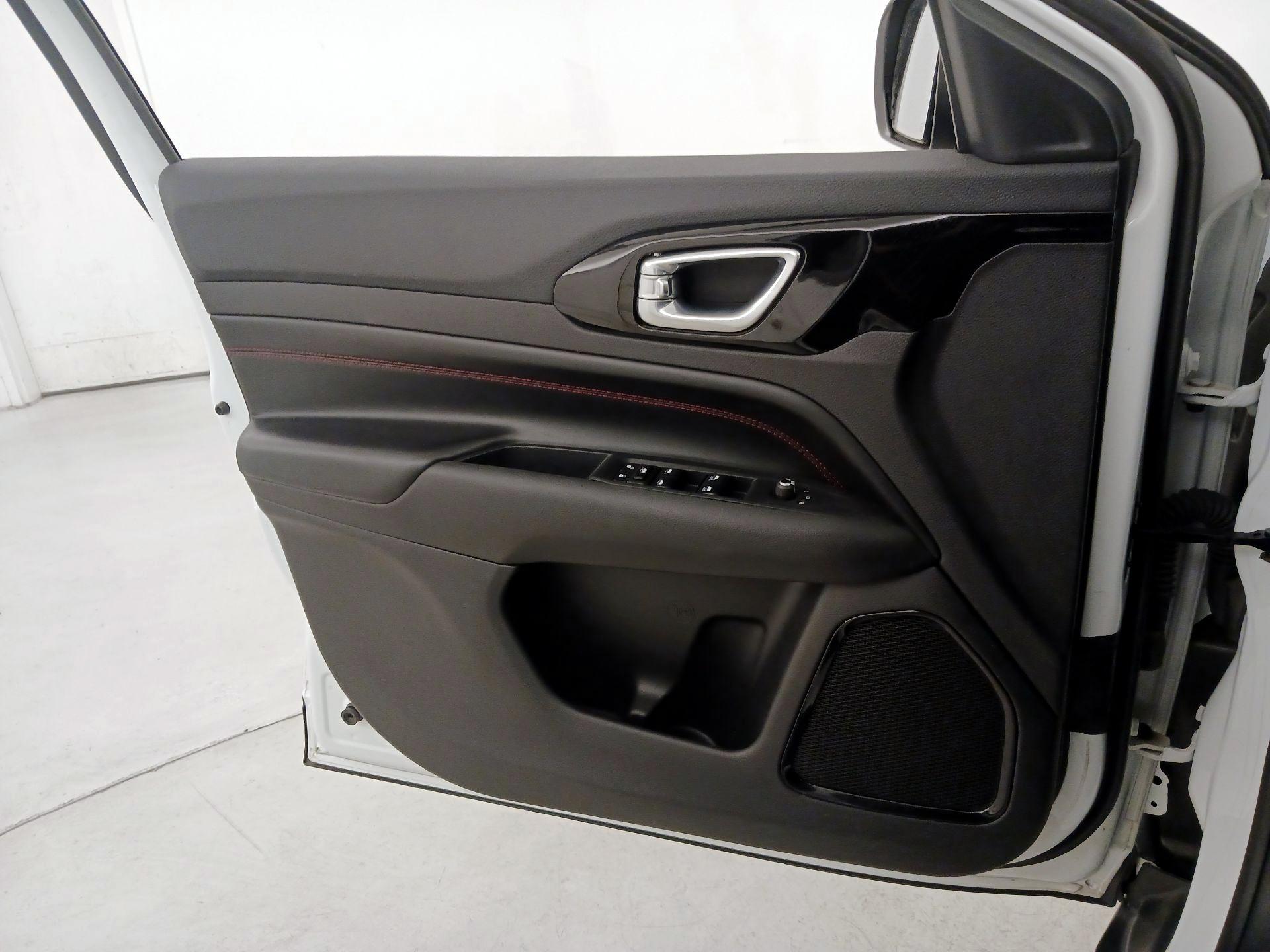 Thumbnail: 2025 Jeep Compass - 12