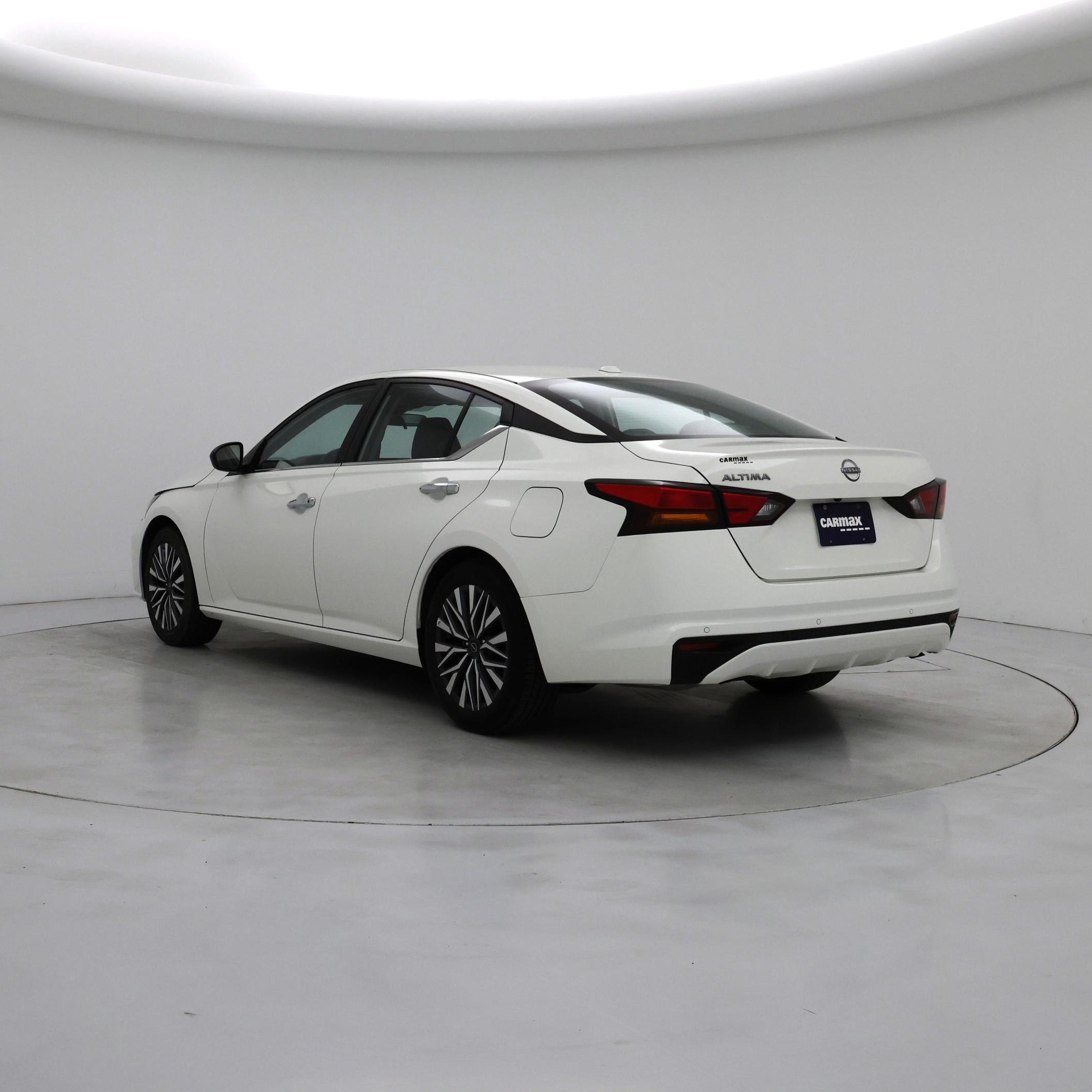 Thumbnail: 2025 Nissan Altima - 2