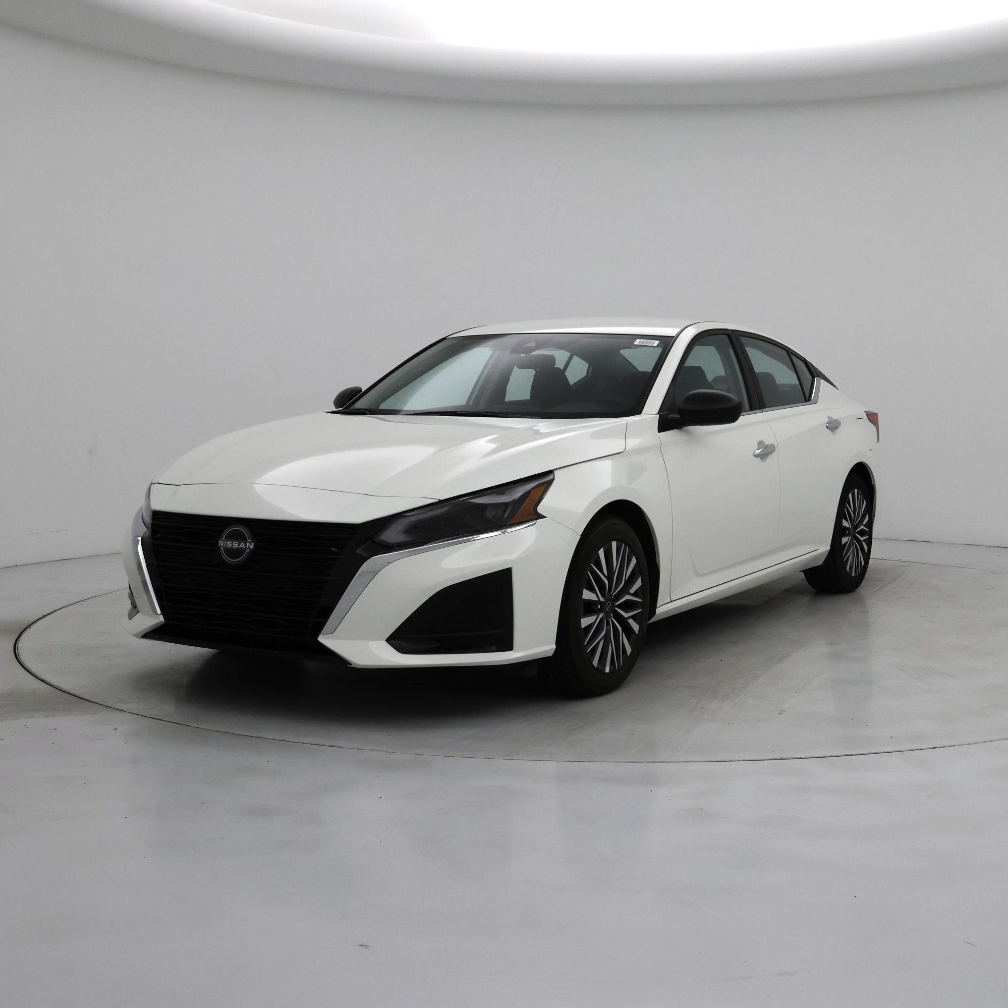Thumbnail: 2025 Nissan Altima - 4