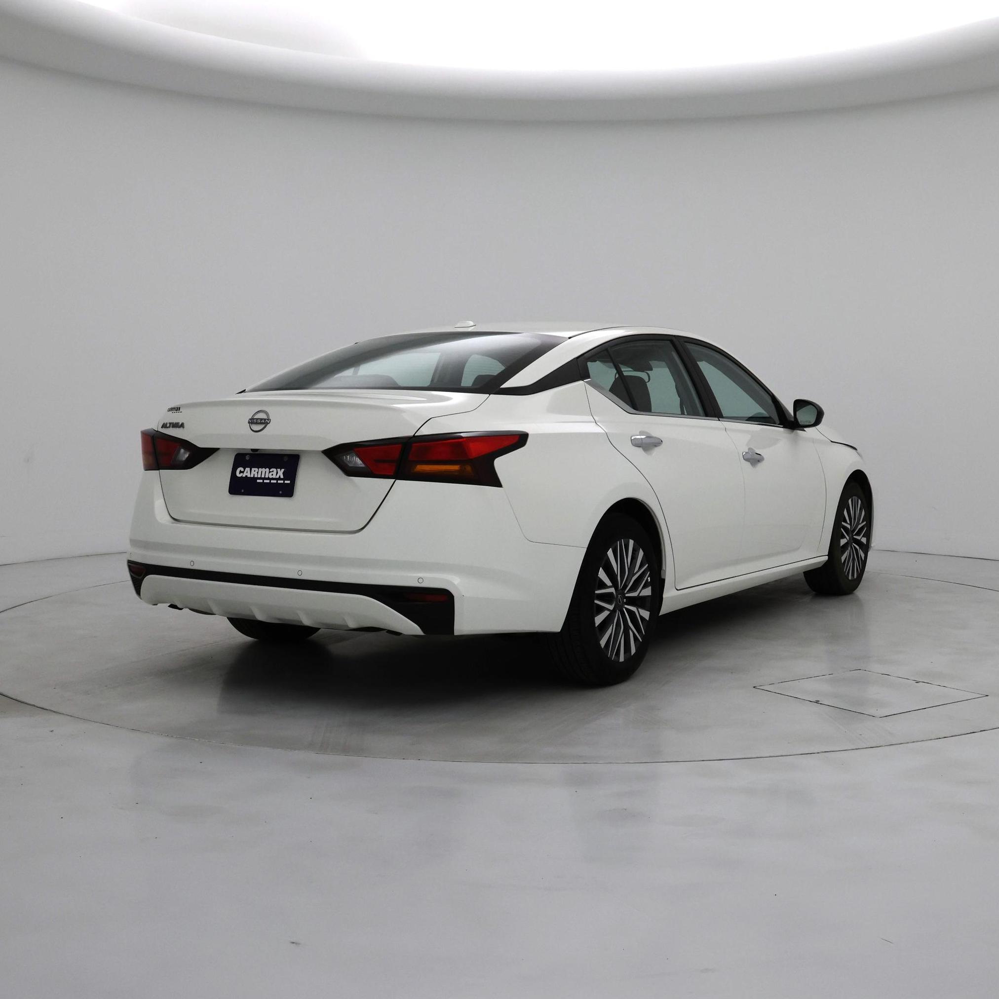 Thumbnail: 2025 Nissan Altima - 8