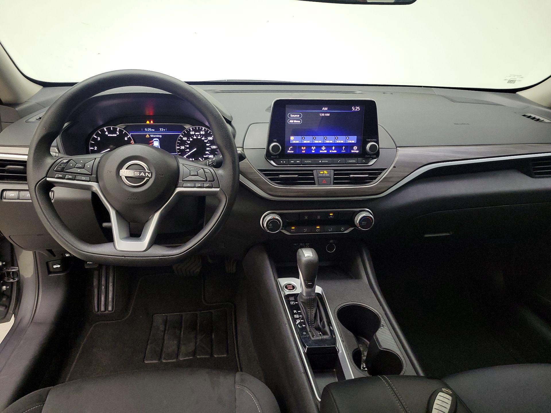 Thumbnail: 2025 Nissan Altima - 9