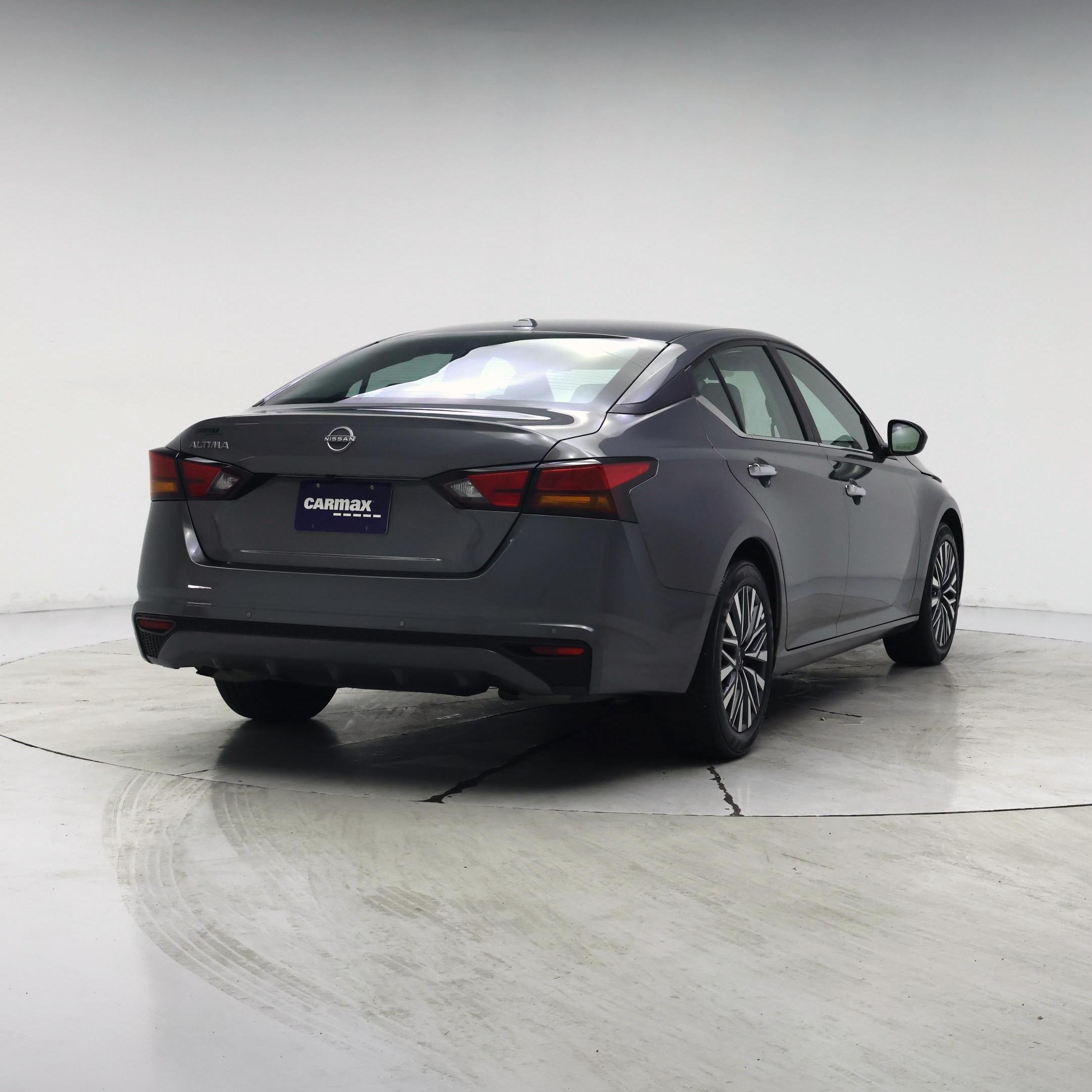 Thumbnail: 2025 Nissan Altima - 8