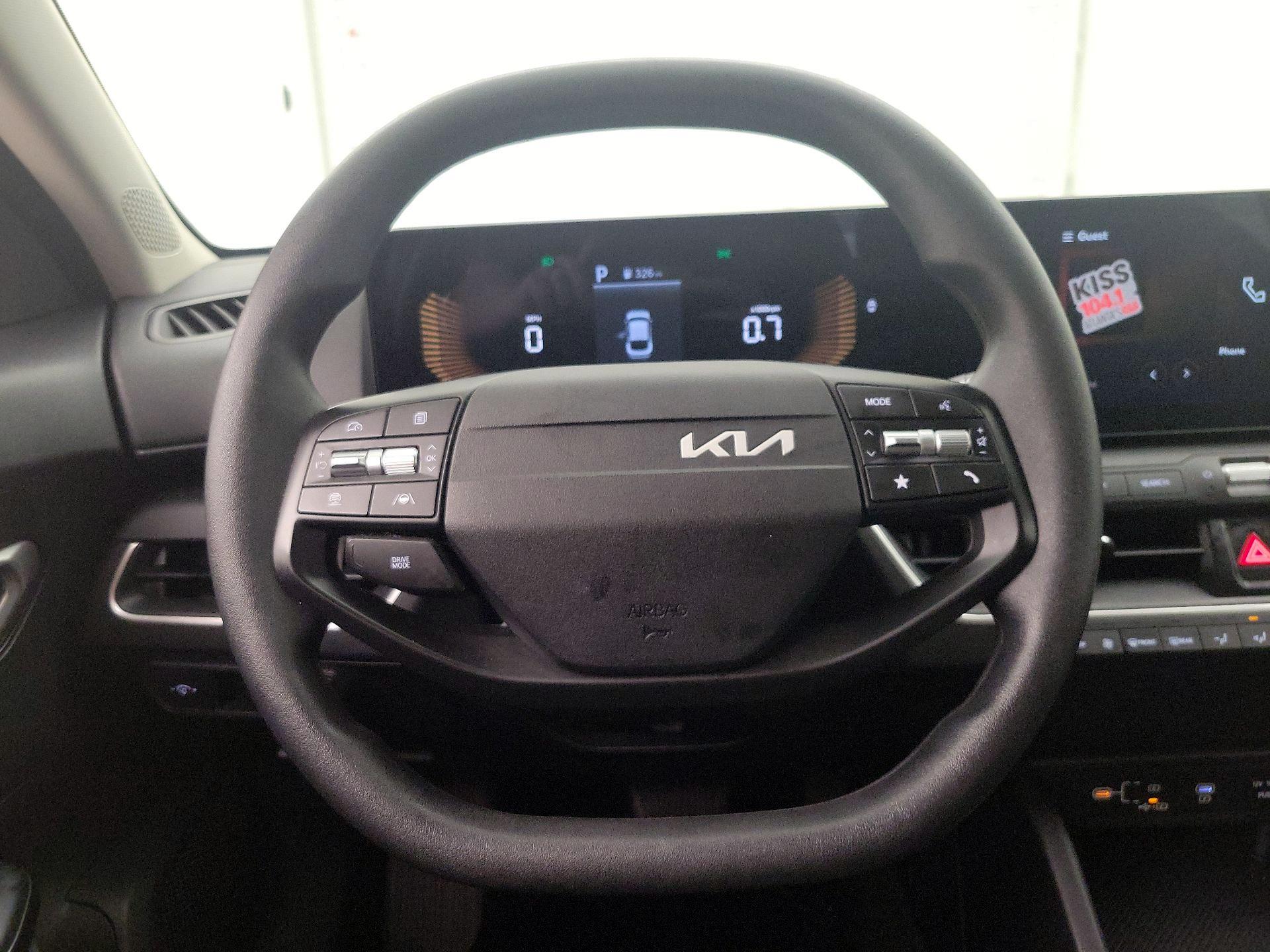 Thumbnail: 2025 Kia K4 - 10
