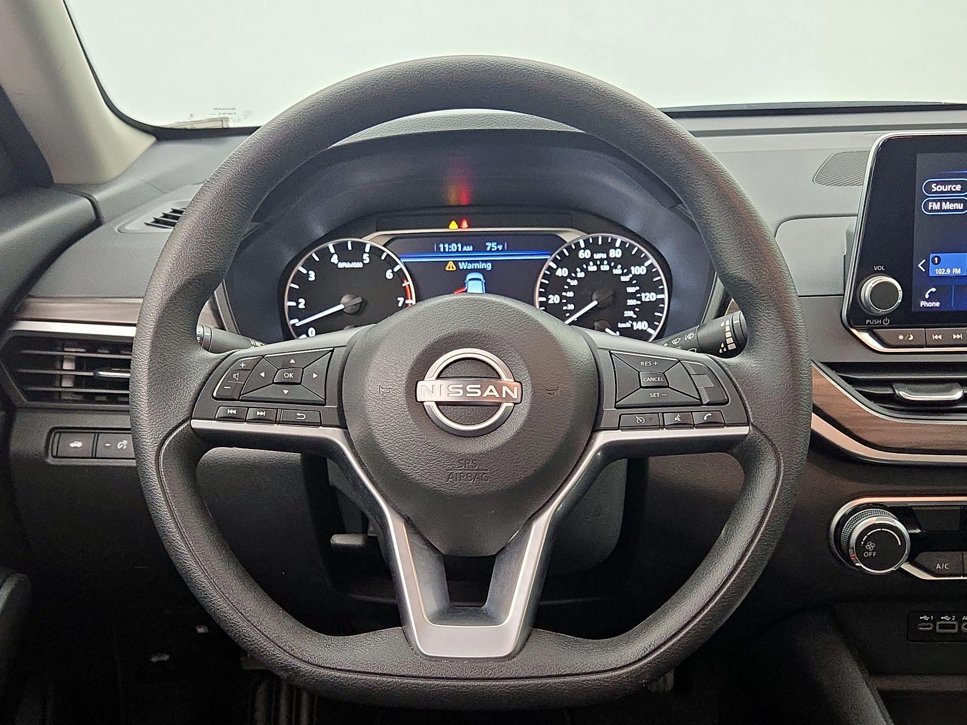 Thumbnail: 2025 Nissan Altima - 10
